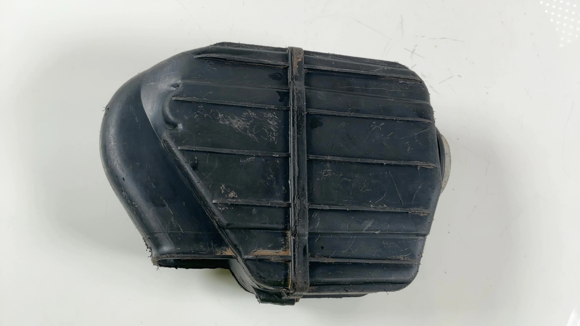 Yamaha XS400 2A2 400CC Air Filter Box 1977-1982 OEM 2A2-14411-00-00 Japan - Image 6