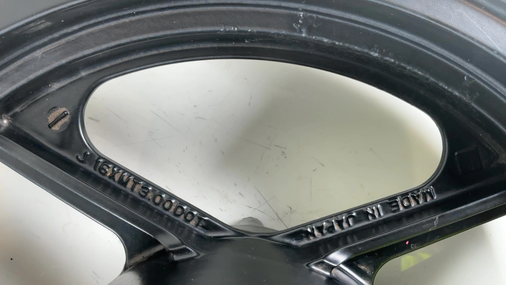 Kawasaki Ninja 600R ZX600C 600cc Rear Wheel Rim 1988-1997 OEM 41073-1436 - Image 7