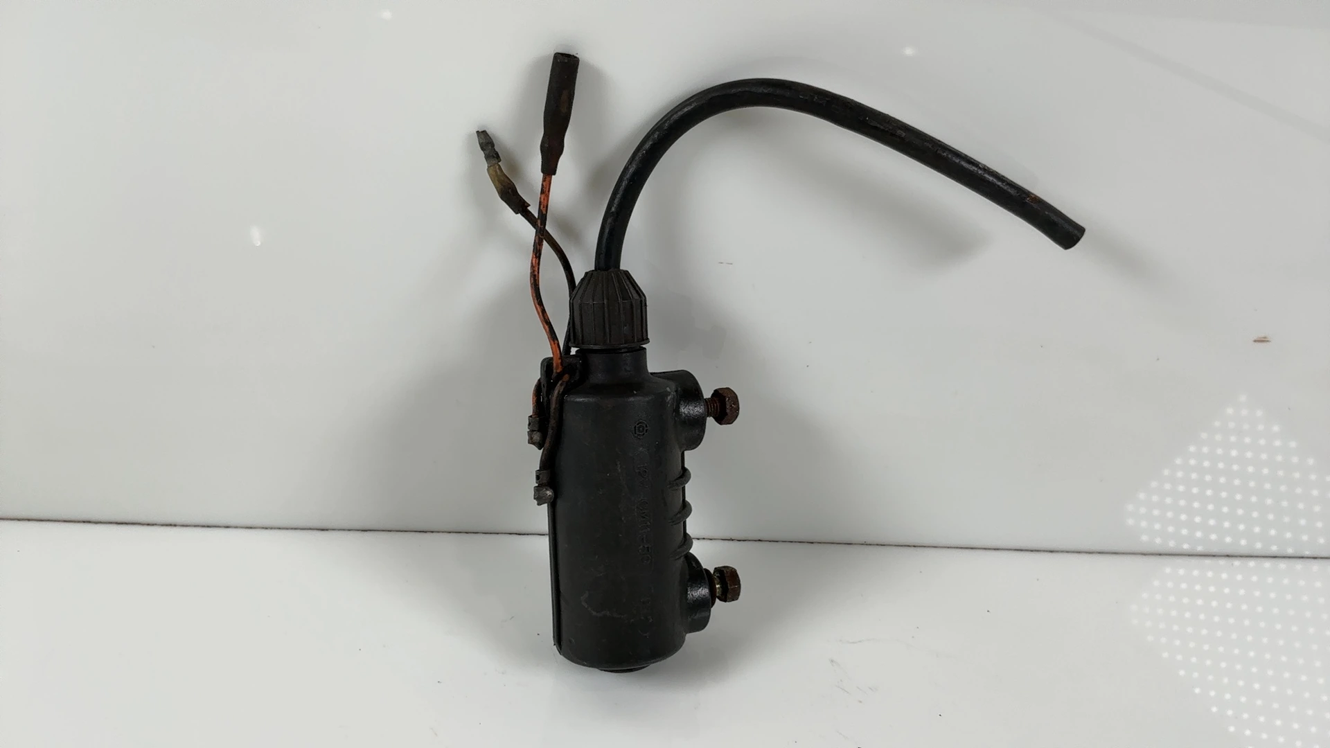 Yamaha RD350 RD 350 350CC Ignition Coil 1973-1975 OEM 254-82310-60