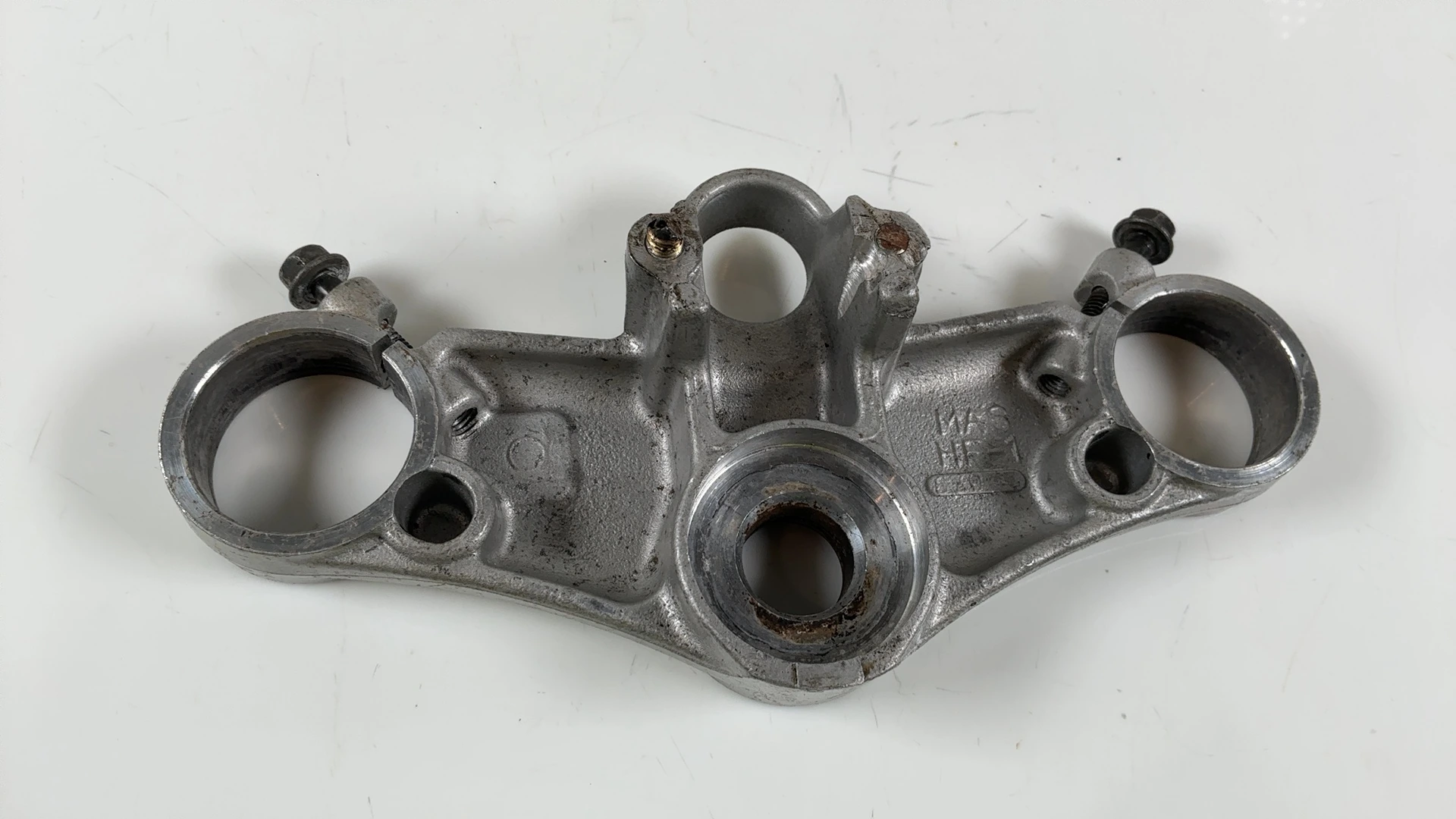 Honda CBR900RR SC33 900cc Upper Fork Triple Tree Clamp 1996-97 OEM 53300-MAS-E00 - Image 7