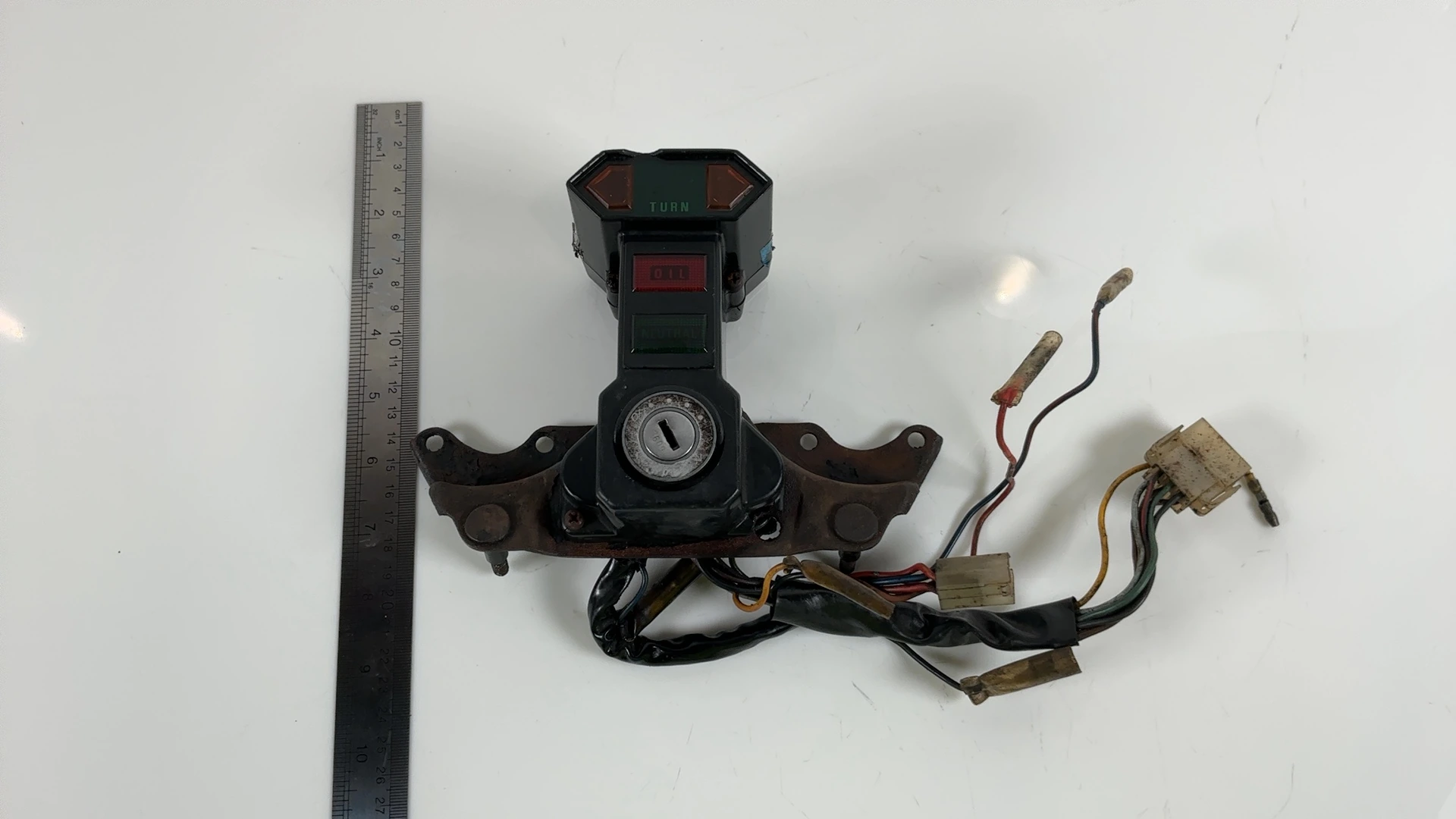 Yamaha XS650 Standard 650cc Indicator Light Bracket 1977-79 OEM 1T3-83568-00-00 - Image 13
