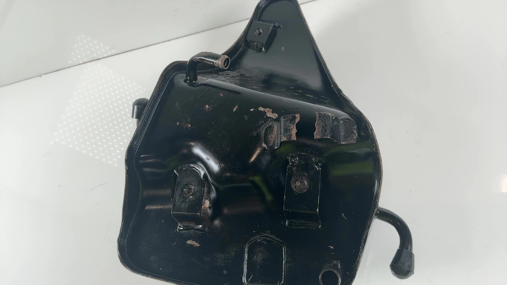 Harley Sportster XL 1100 Oil Tank 1986-1993 OEM 62475-83 - Image 7