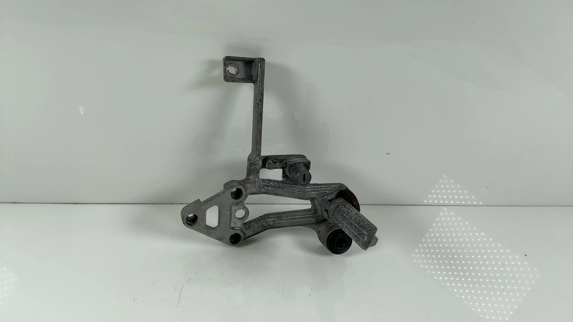 Kawasaki GPX750R ZX750F 750cc Rear Left Footrest Bracket 1987-89 OEM 35011-1312 - Image 1