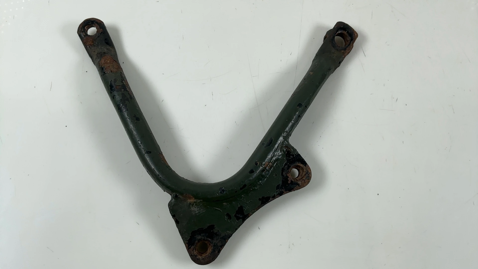 Honda Twinstar CM185T Right Pillion Footrest Bracket 1978 1979 50636-419-000ZA - Image 2