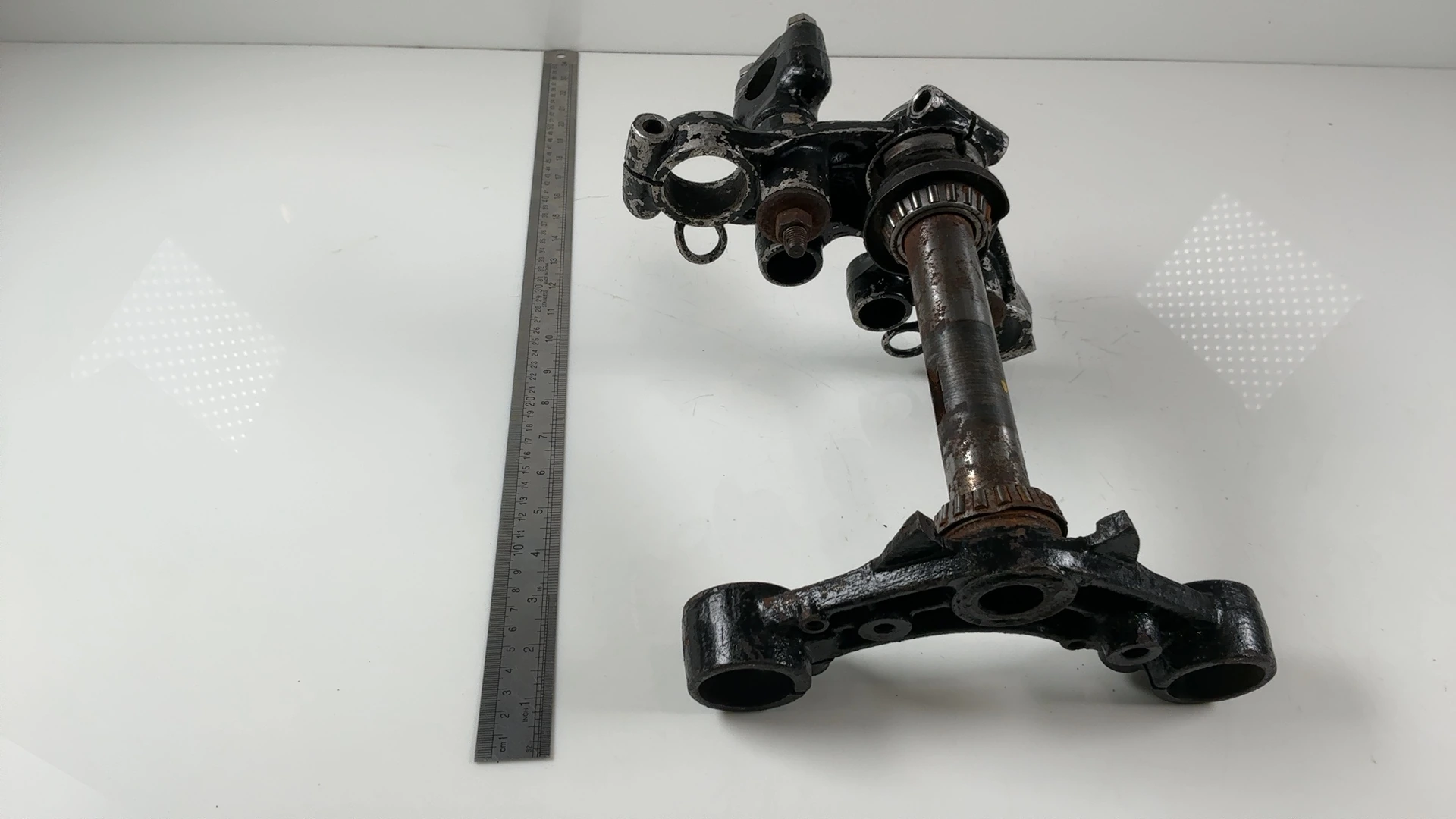 Kawasaki KH250 KH250-B 250cc Triple Tree Clamp Yoke Stem 1976-1980 OEM 44037-075 - Image 4