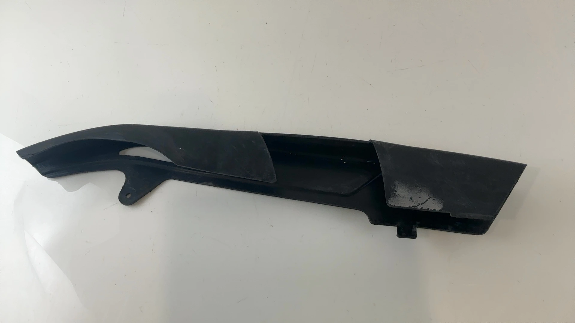Yamaha FJ1200 FJ 1200 1200cc Plastic Chain Guard Cover 1986-96 OEM 36Y-22311-00 - Image 2
