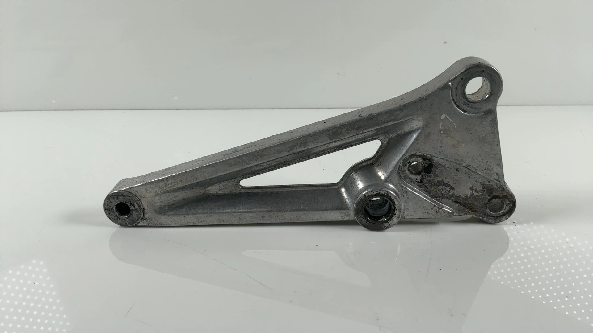 Honda Nighthawk CB250 250cc Front Right Footrest Bracket 1991-08 50600-KC1-000 - Image 6