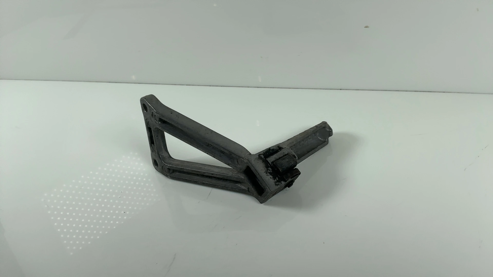 Kawasaki Ninja ZX7R ZX750 750cc Left Footrest Stay 1991-2003 OEM 35011-1554 - Image 4