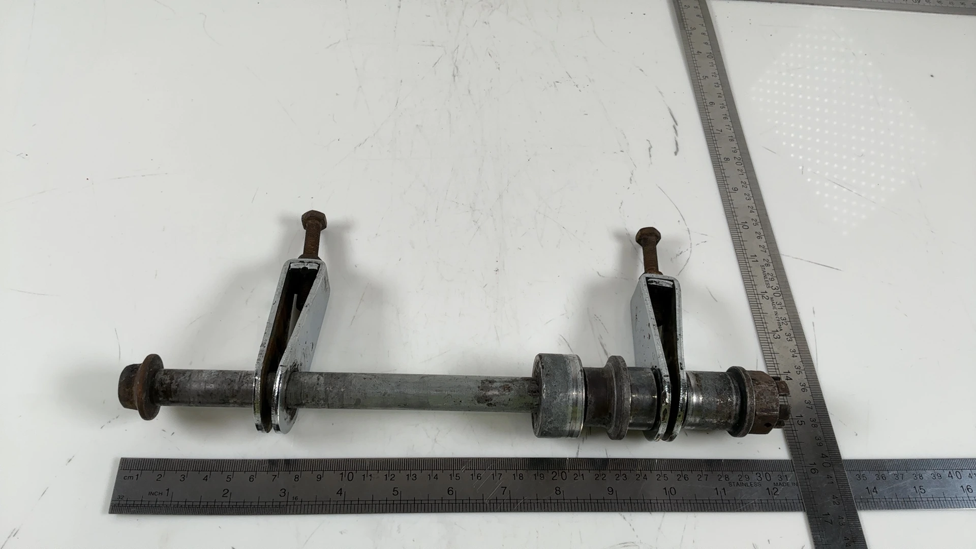 Kawasaki GPz750 ZX750A 750cc Rear Wheel Axle 1983-1985 OEM 41068-1126 - Image 3