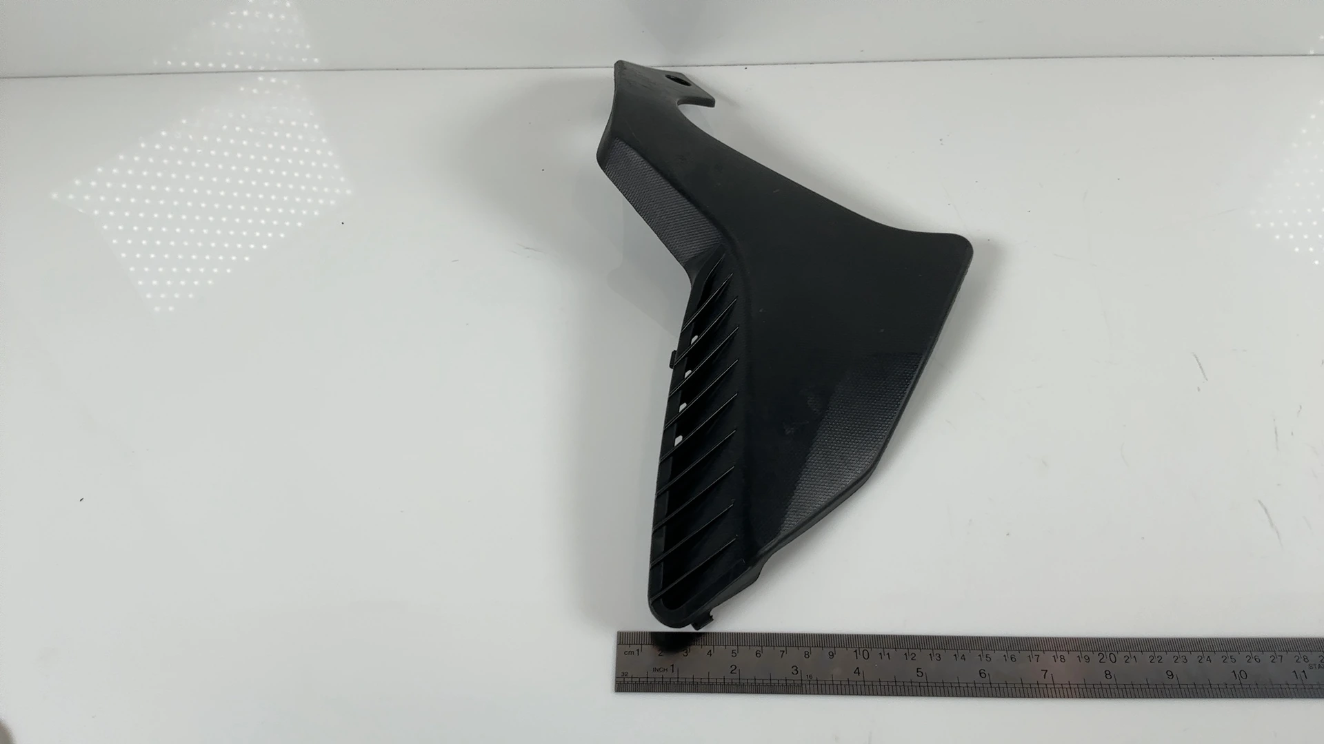 Honda VFR1200F 1200 Left Pivot Plate Cover 2010-2017 OEM 64800-MGE-000 - Image 2