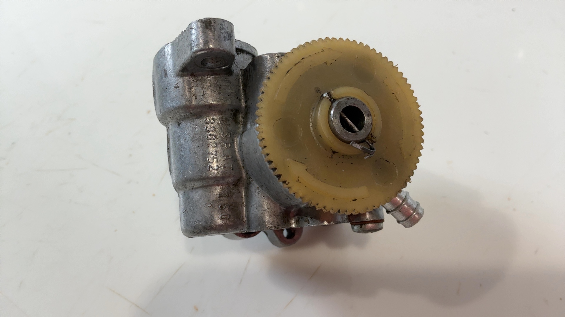 Yamaha DT250 DT 250 250cc Oil Pump Injection Assembly 1977-1979 OEM 1M1-13101-01 - Image 7
