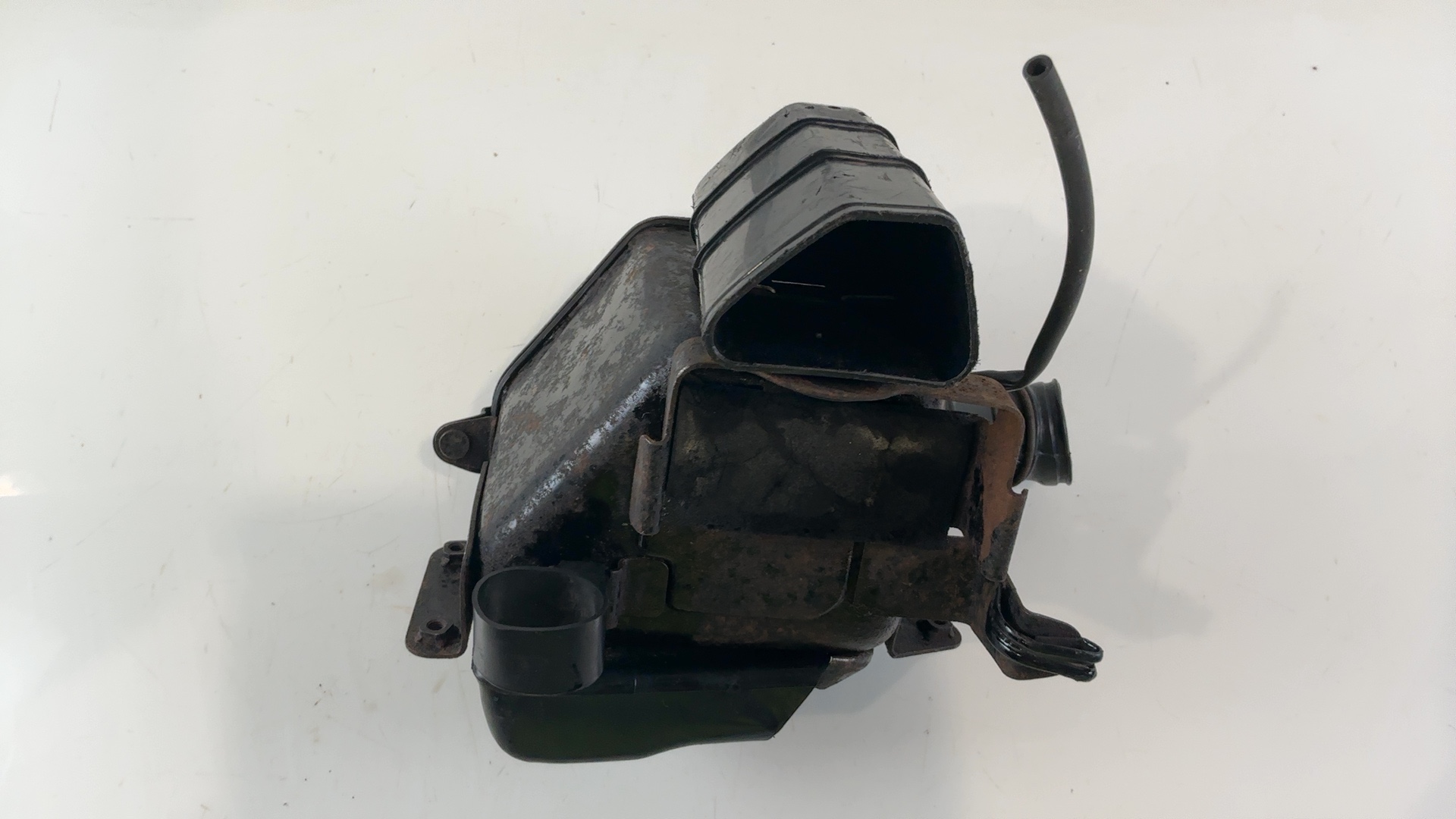 Honda CG125 CG125 125cc Airbox Air Filter Box 1976 1975 OEM 17210-383-000 - Image 2