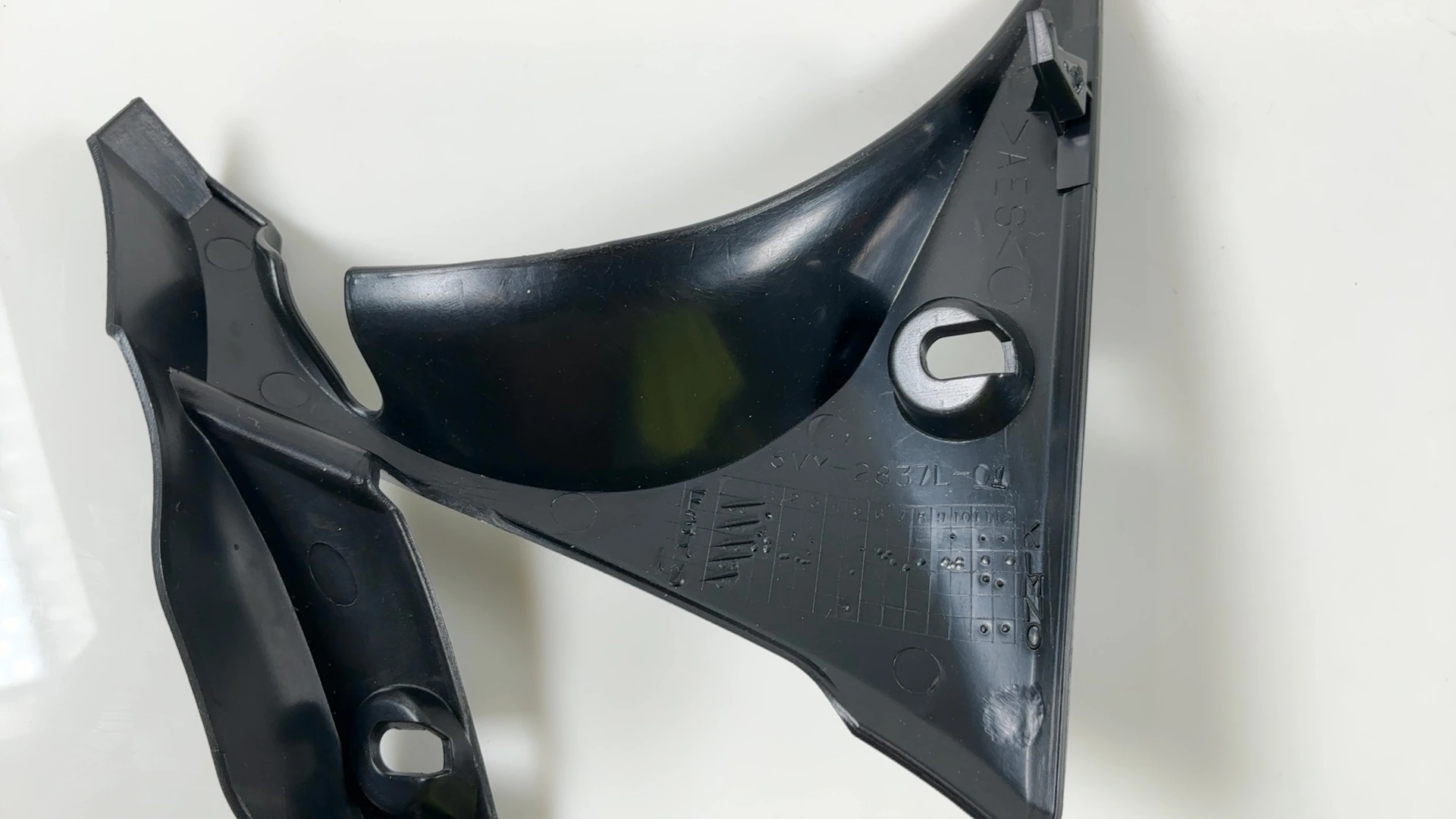 Yamaha YZF-R1 1000 Console Panel Left Inner Fairing 2004-2006 OEM 5VY-2837L-01 - Image 5