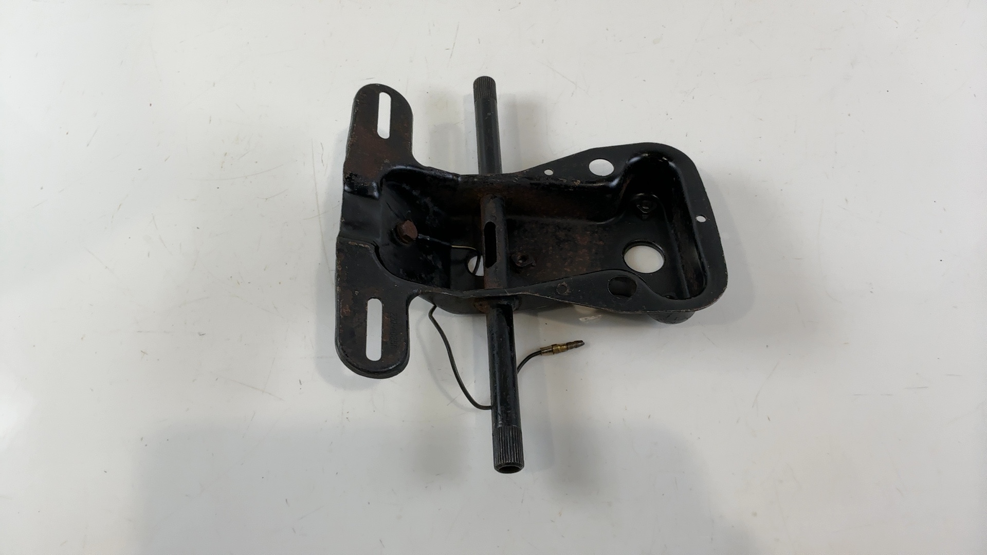 Kawasaki Z750E KZ750E 750cc Rear Taillight Mount Bracket 1980-82 OEM 11034-1753 - Image 2