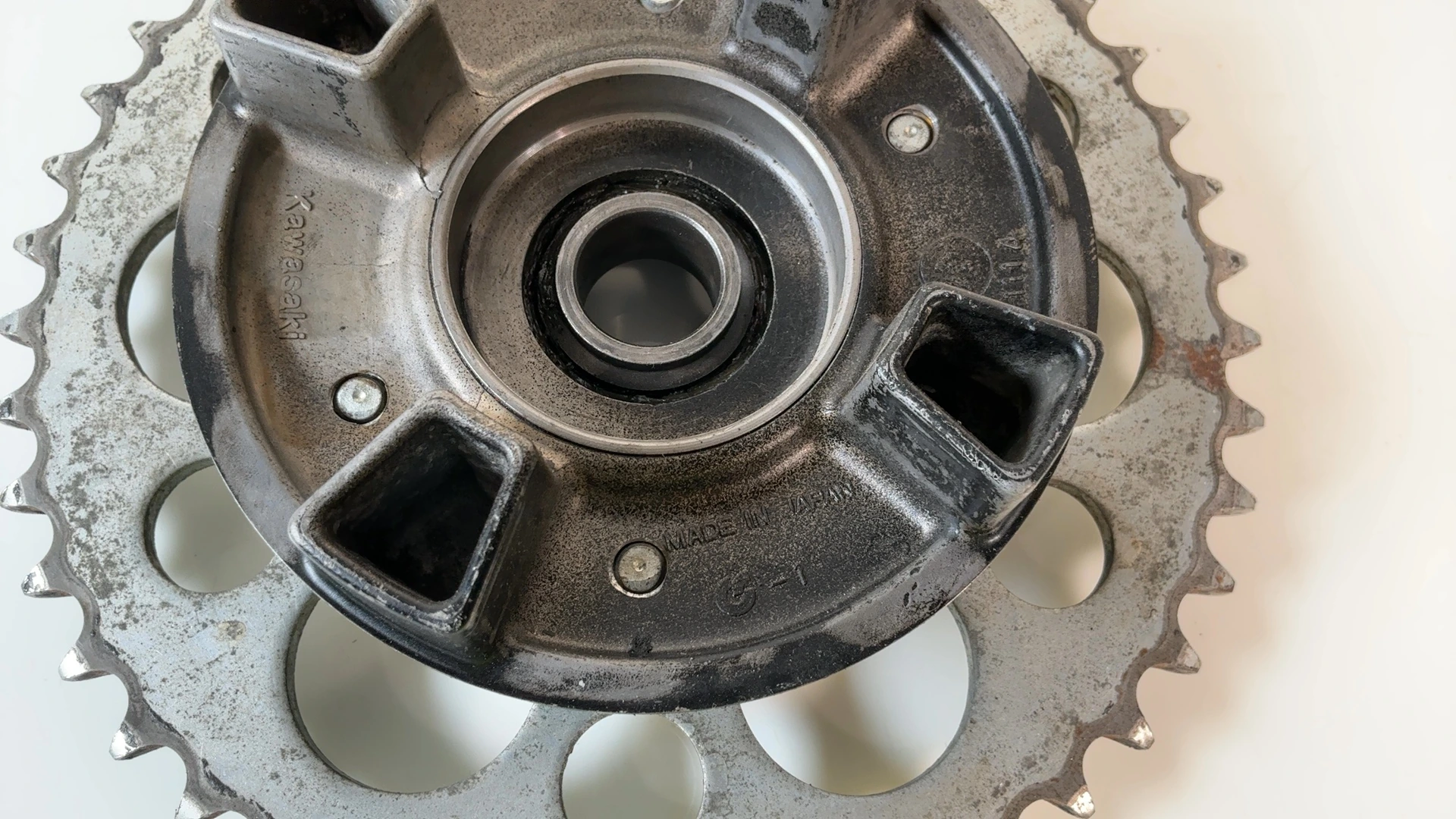 Kawasaki Ninja ZX7 ZX750J 750cc Rear Sprocket Hub Carrier 1991-92 OEM 42033-1203 - Image 4
