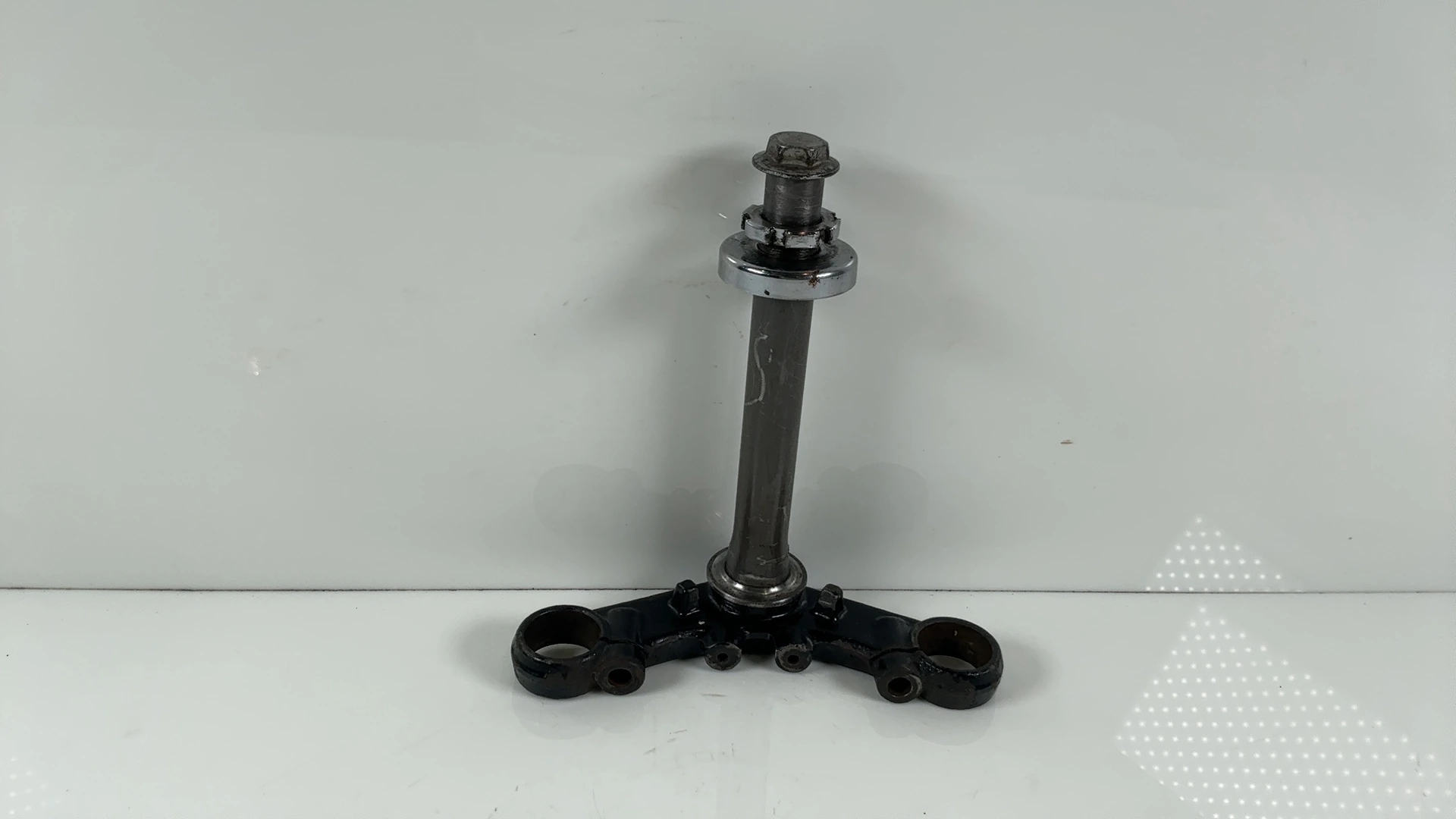 Yamaha RZ125 RD125 SRX250 125cc Lower Triple Tree 1982-1989 OEM 1GU-23340-00-33