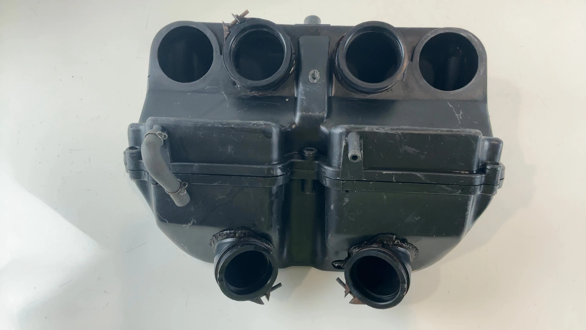 Honda CBR400RR NC29 400cc Air Filter Box 1990-1994 OEM 17220-MV4-305 - Image 1