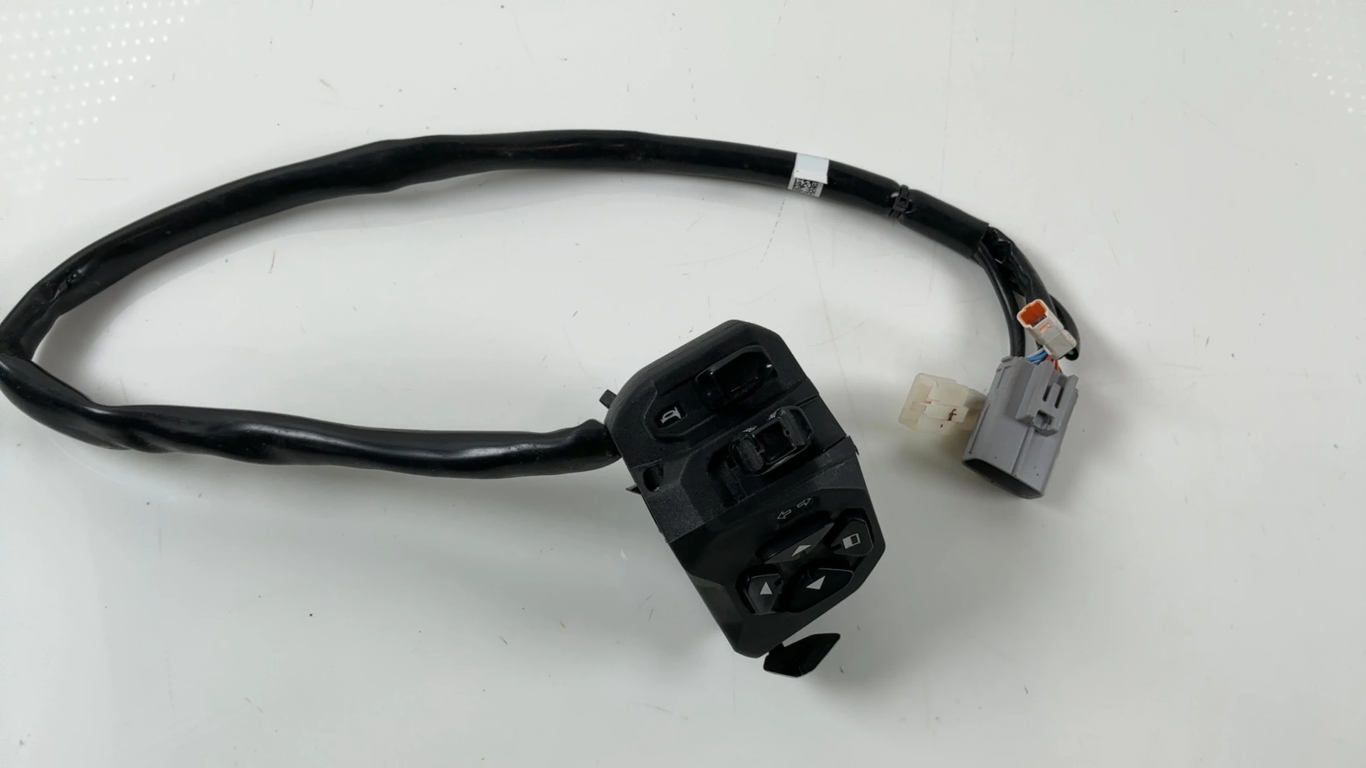 Aprilia RSV4 Tuono V4 1100 Left Handlebar Switch 2025 2026 OEM 2B012091