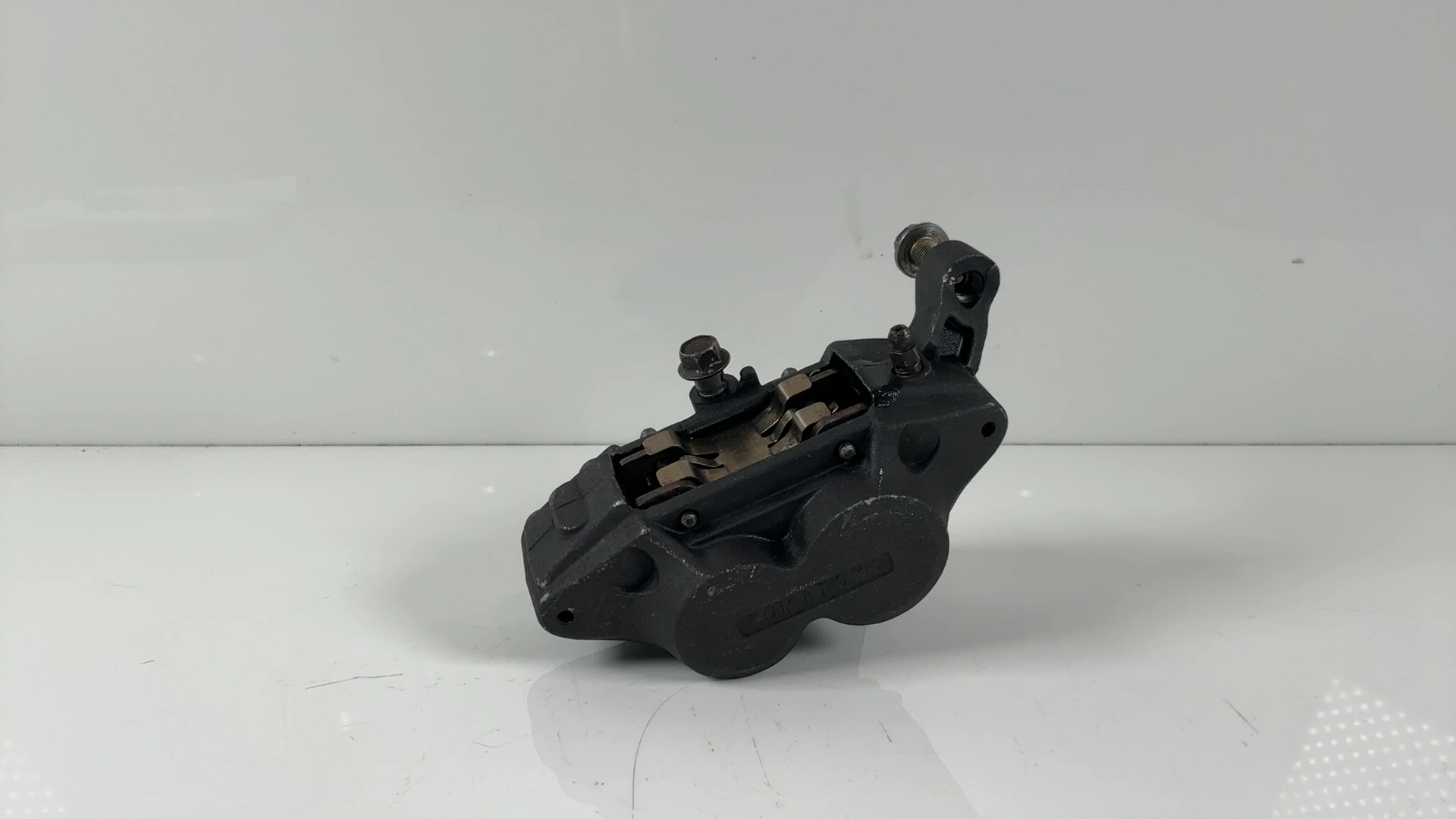 Yamaha FZR1000 EXUP 3GM 1000cc Front Left Brake Caliper 1991-93 3GM-2580T-50-00