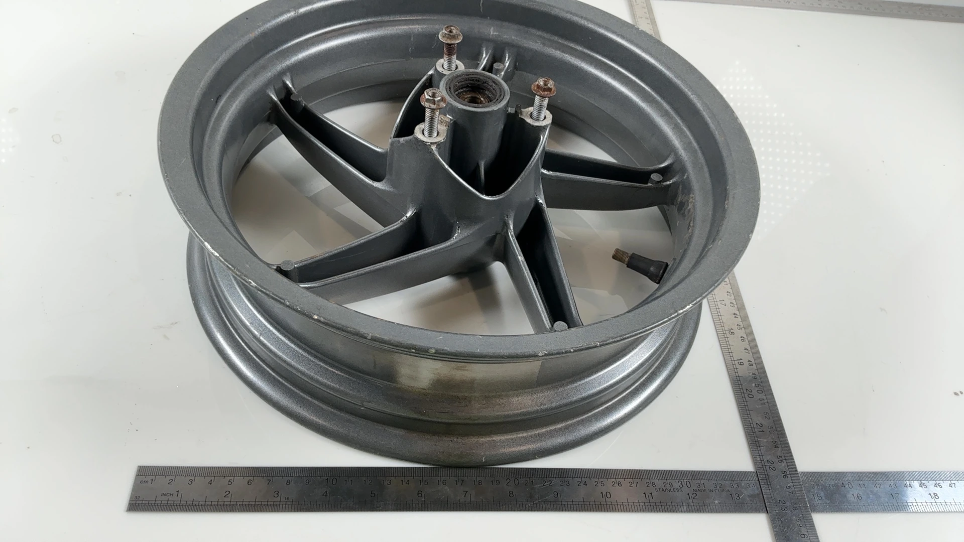 Aprilia SR 125 125CC Front Wheel Rim 1999-2001 OEM 8208705 Grimeca 13x3.50 - Image 5
