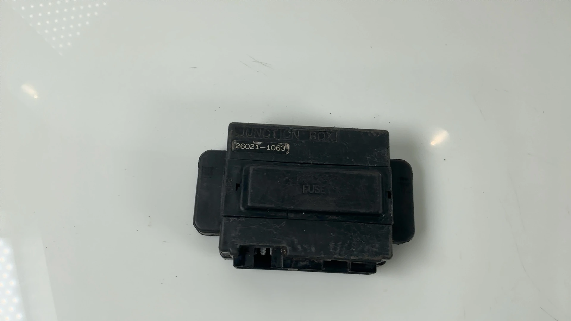Kawasaki GPZ600R ZX600A 600 CC Fuse Box Junction Box 1988-1990 OEM 26021-1063 - Image 1