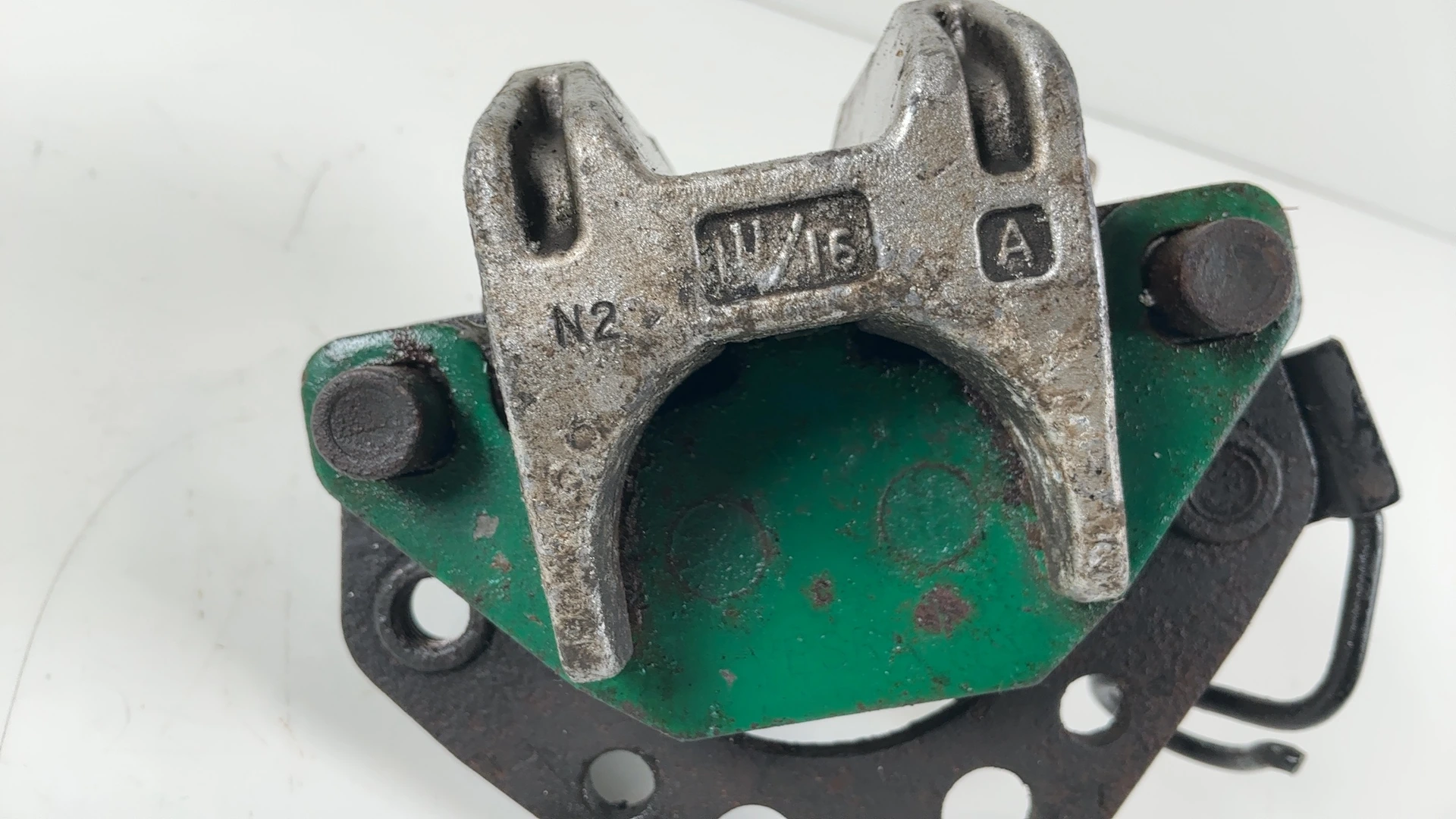 Kawasaki GPZ600R ZX600 600cc Rear Brake Caliper 1985-1990 OEM 43041-1196 - Image 7