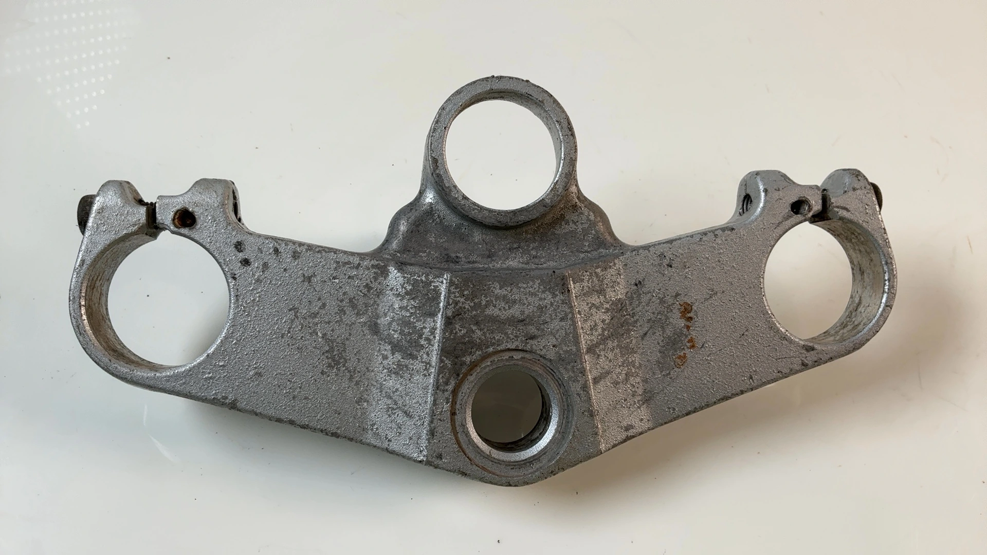Yamaha FZR600 3HE 600cc Upper Fork Yoke Bridge 1989-1993 OEM 3HE-23435-00-00