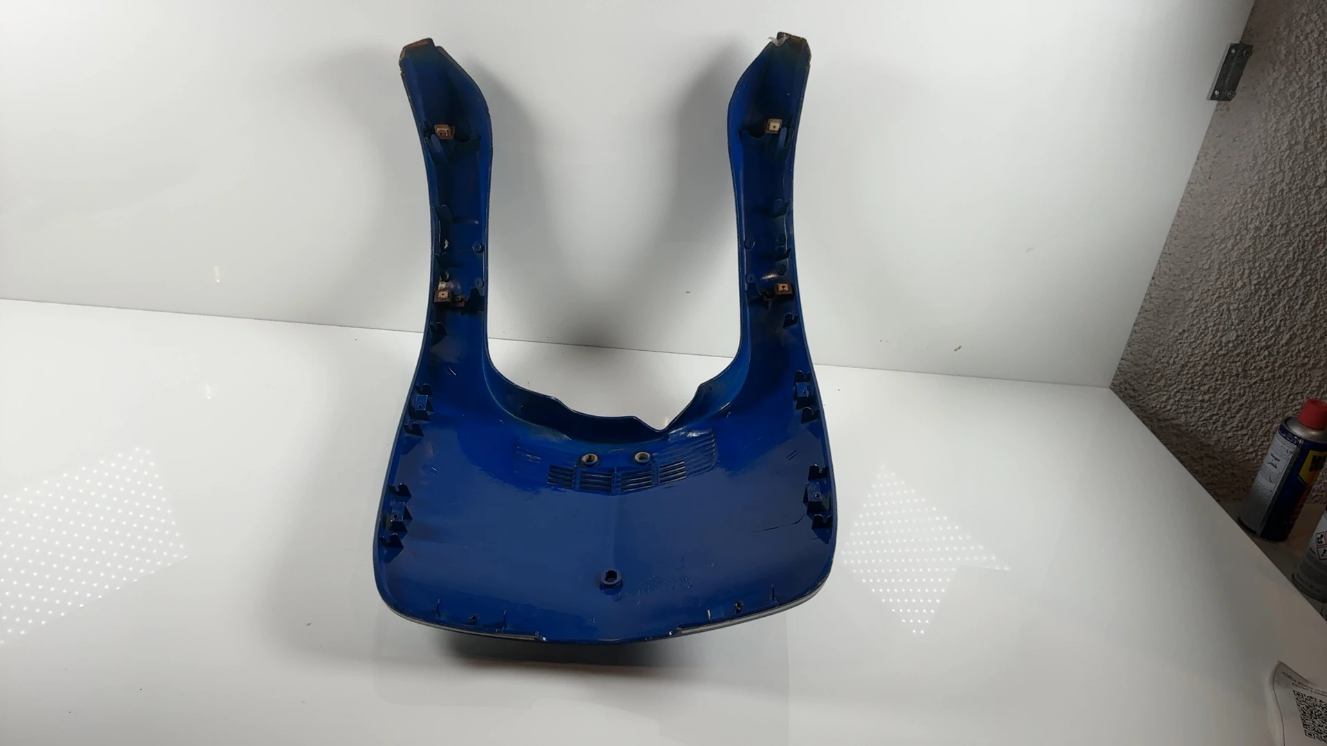 Honda Vision Aero NH80 80cc Front Fairing 1983 1984 OEM 64301-GC8-000 - Image 4