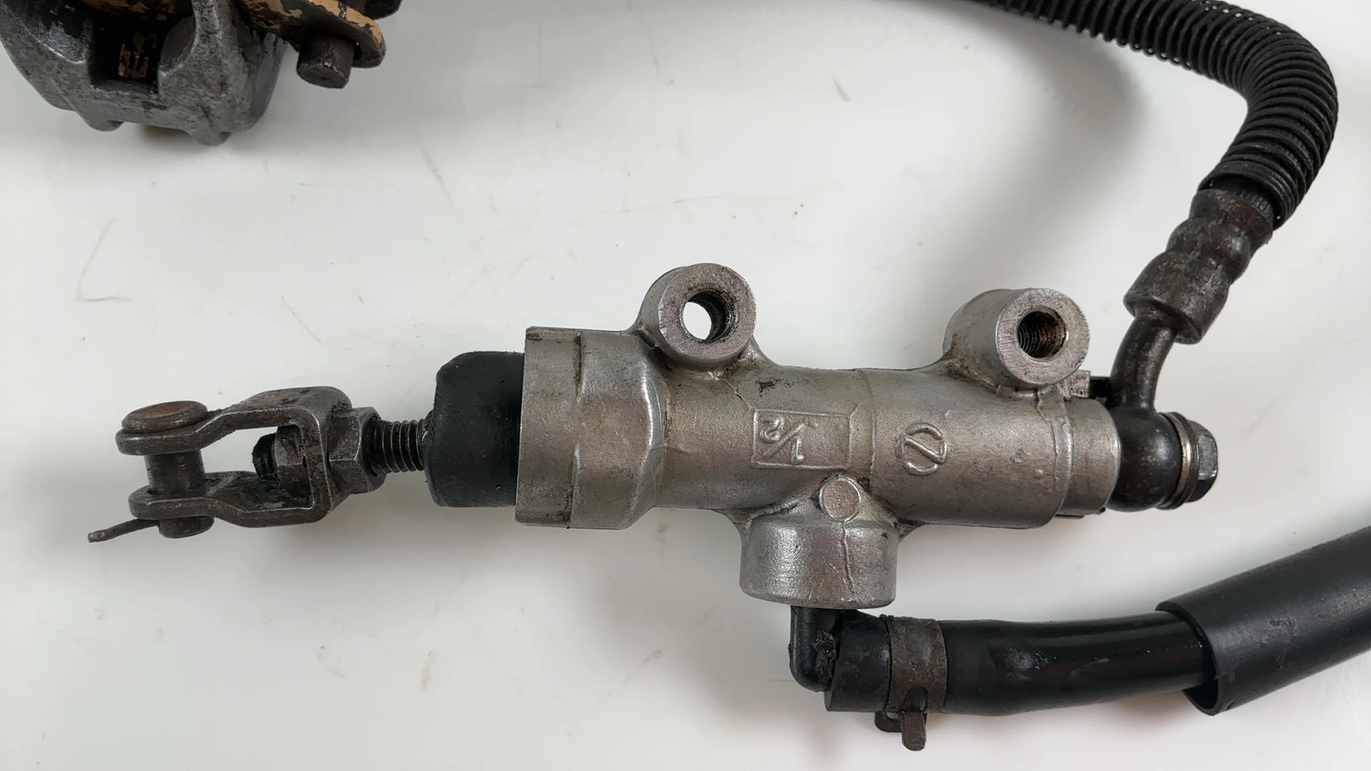 Kawasaki ZZR250 EX250H Rear Brake Caliper Master Cylinder 1990-07 43041-1372-DJ - Image 6