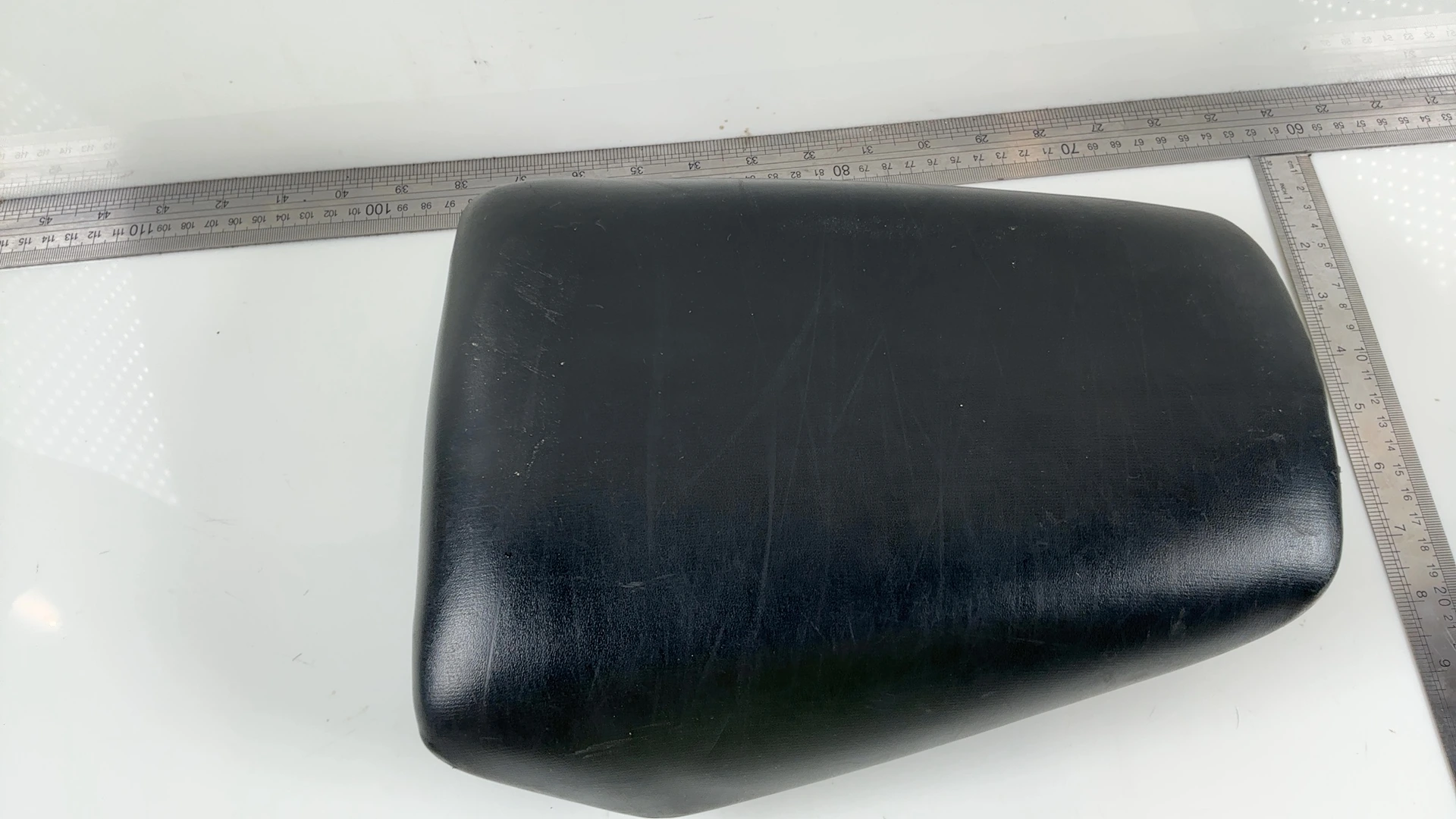 Honda CBR 125R JC39 125cc Rear Passenger Pillion Seat 2004-10 OEM 77300-KPP-900 - Image 3