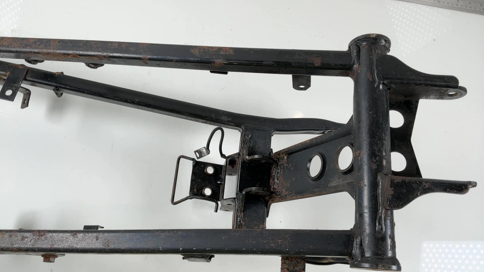 Aprilia RS50 RS 50 50cc Rear Subframe Seat Rail 1999-2005 OEM AP8235008 - Image 4
