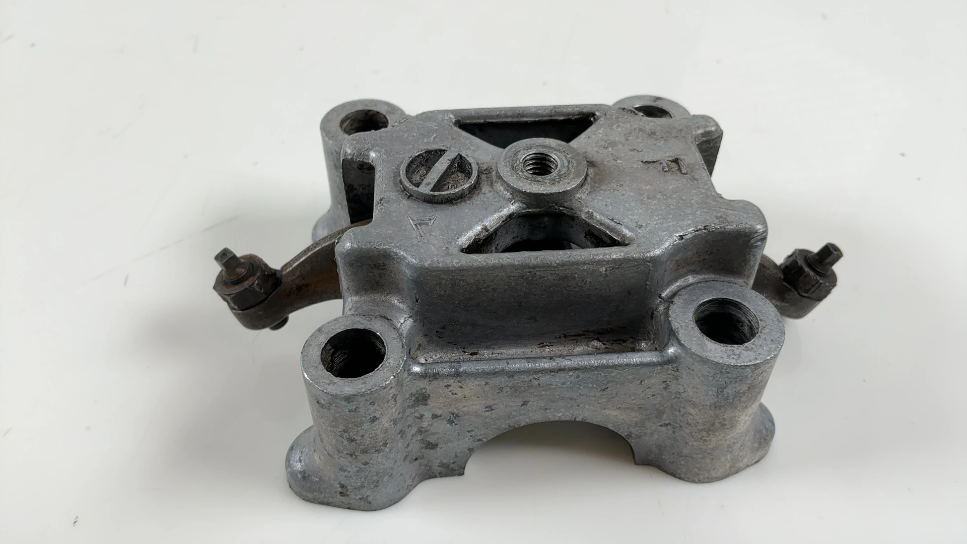 Honda Twinstar CM185 CM185T 185cc Rocker Arm cover 1978 1979 OEM 12231-399-010 - Image 3