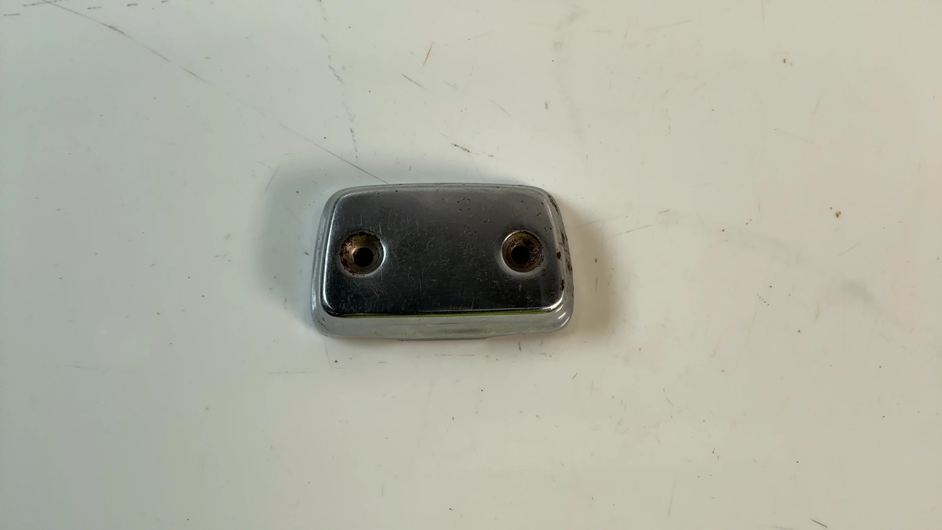 Suzuki GSX1100 GS1100 Cylinder Head Side Cap Cover 1980-1983 OEM 11174-49221