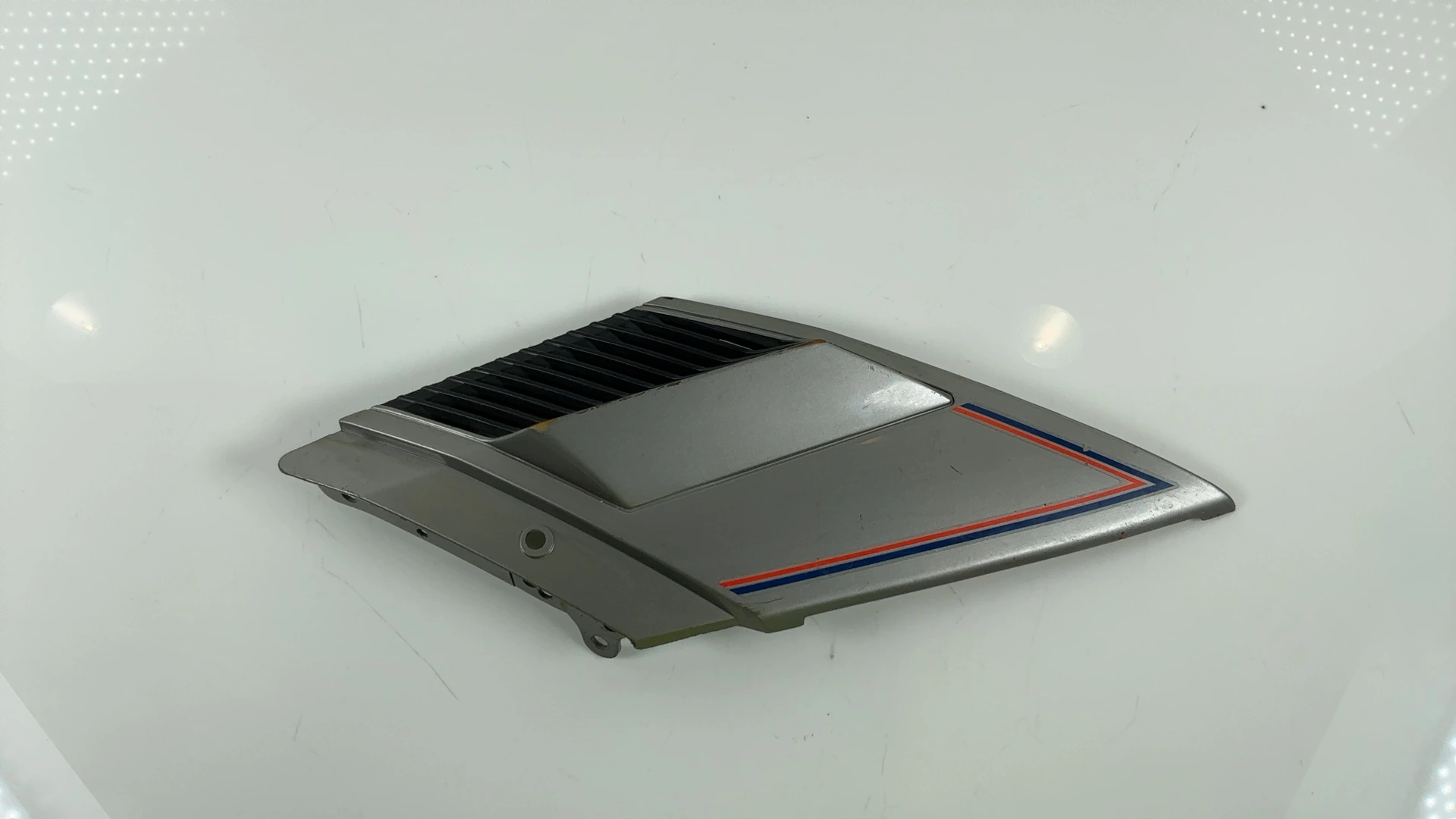 Honda Elite CH150 150cc Front Left Vent Grille Cover 1984-1986 OEM 64312-KN7-670