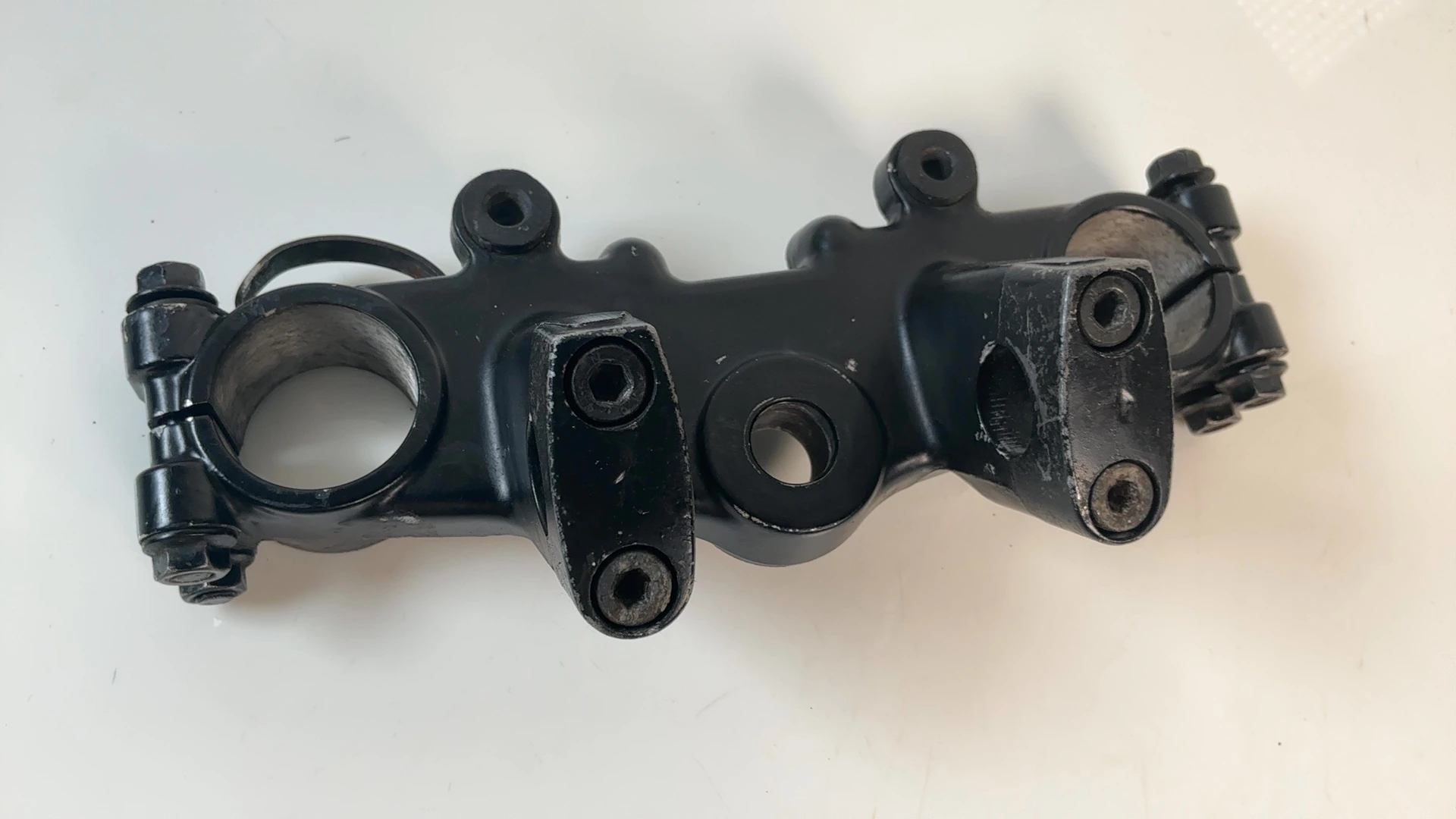 Kawasaki KLR650 KL650A 650 Upper Fork Bridge Yoke Clamp 1987-2007 OEM 44039-1160 - Image 6