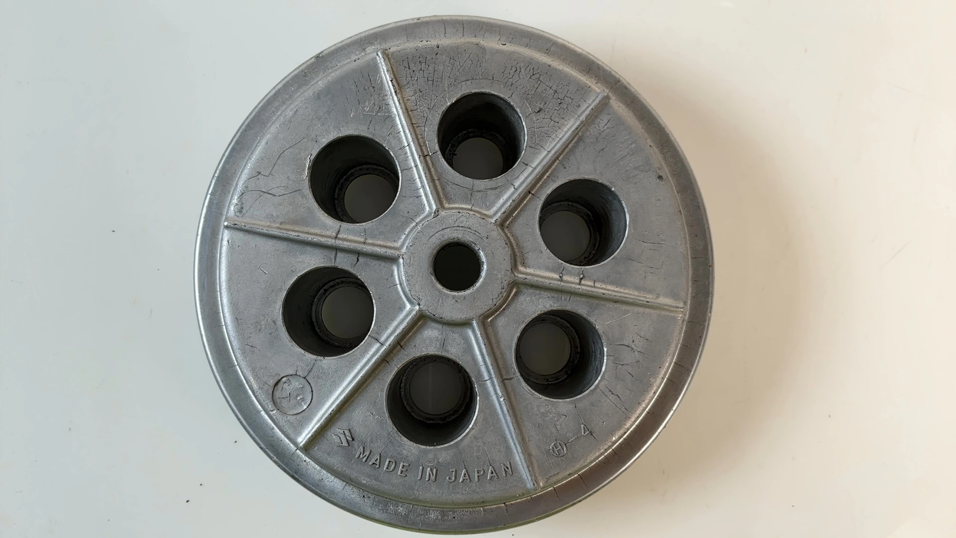 Suzuki GS550 GS550E 550cc Clutch Pressure Plate Disc 1977-1982 OEM 21462-14301 - Image 1