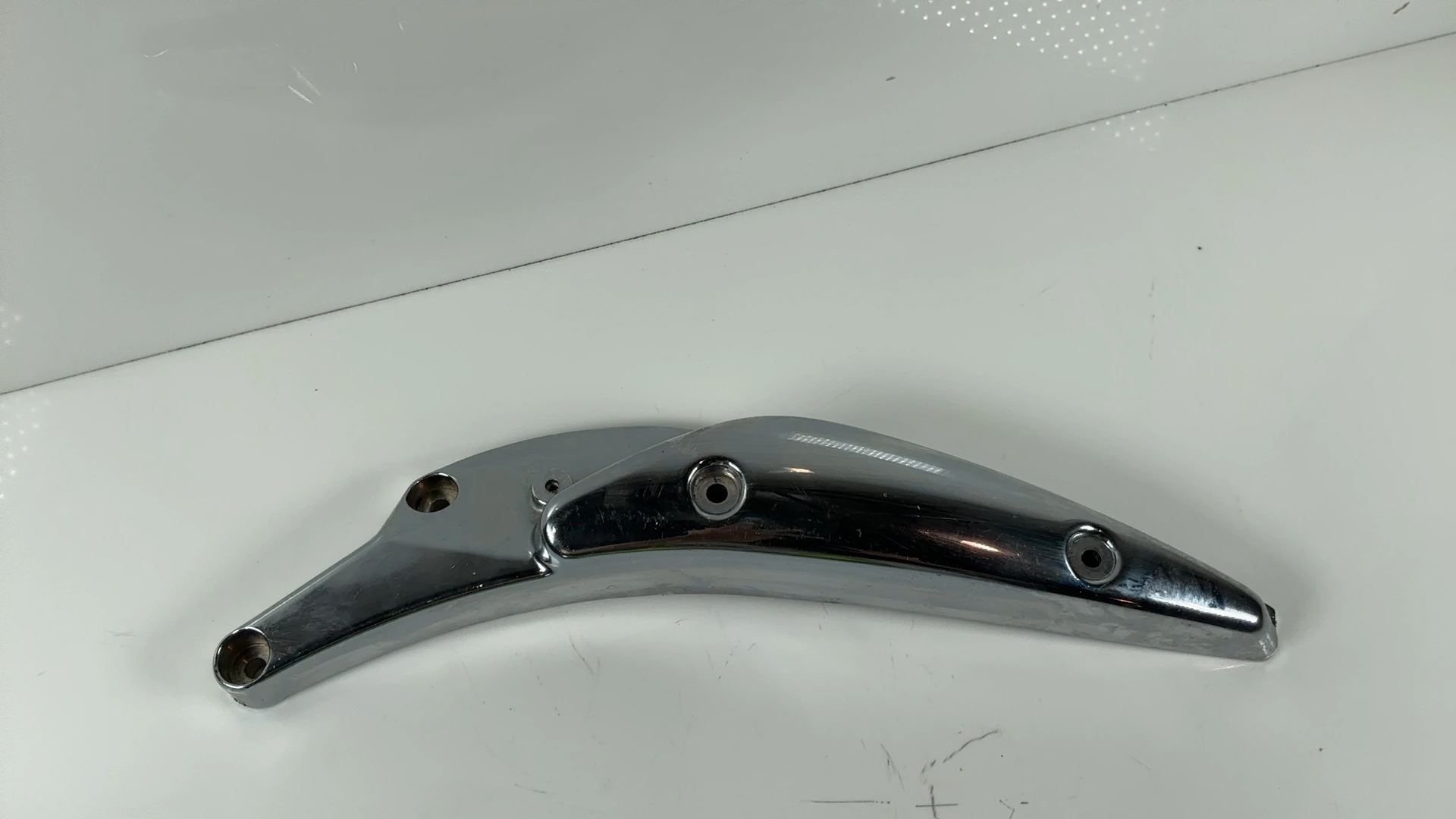 Suzuki Boulevard M109R VZR1800 Left Rear Fender Bracket 2006-2025 41621-48G00 - Image 2