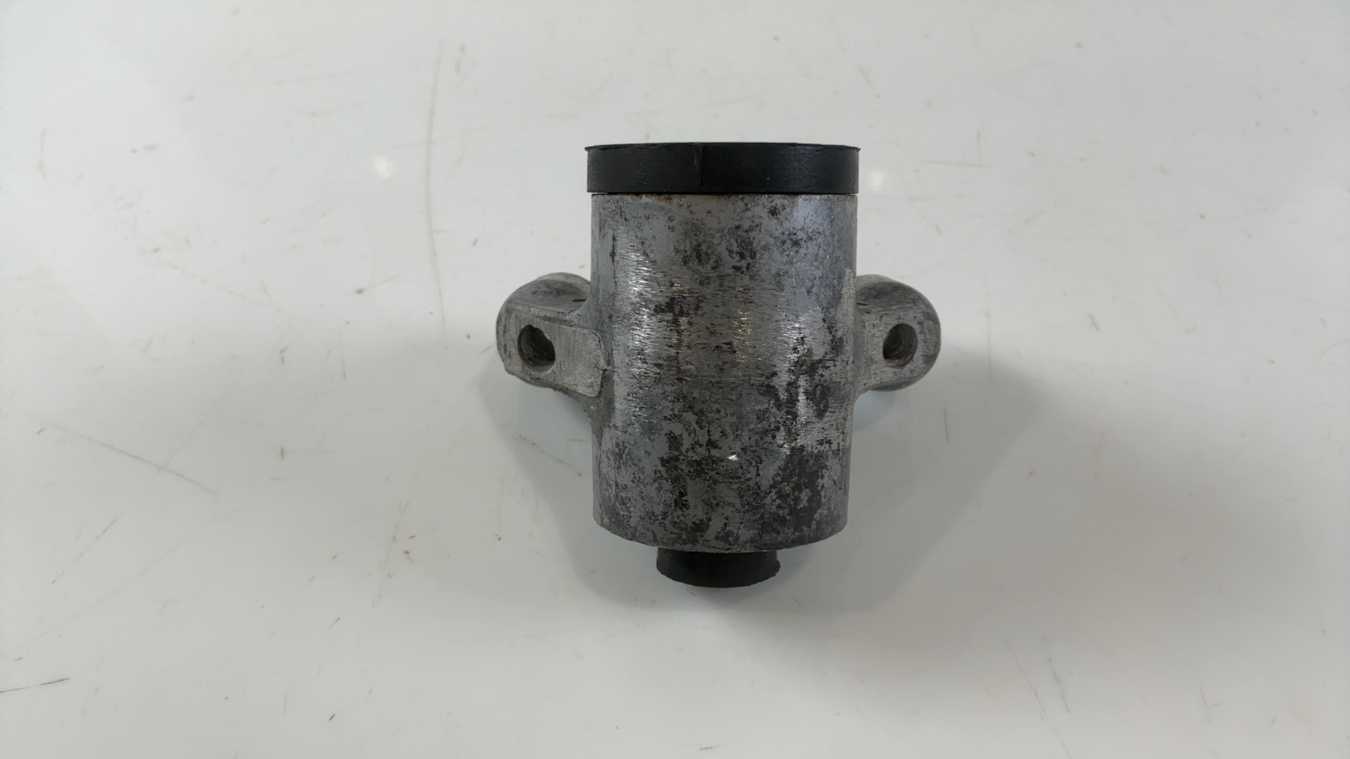 Kawasaki ZXR750 H1 Ninja 750 Front Upper Engine Mount Bracket 1989 32190-1111 - Image 7