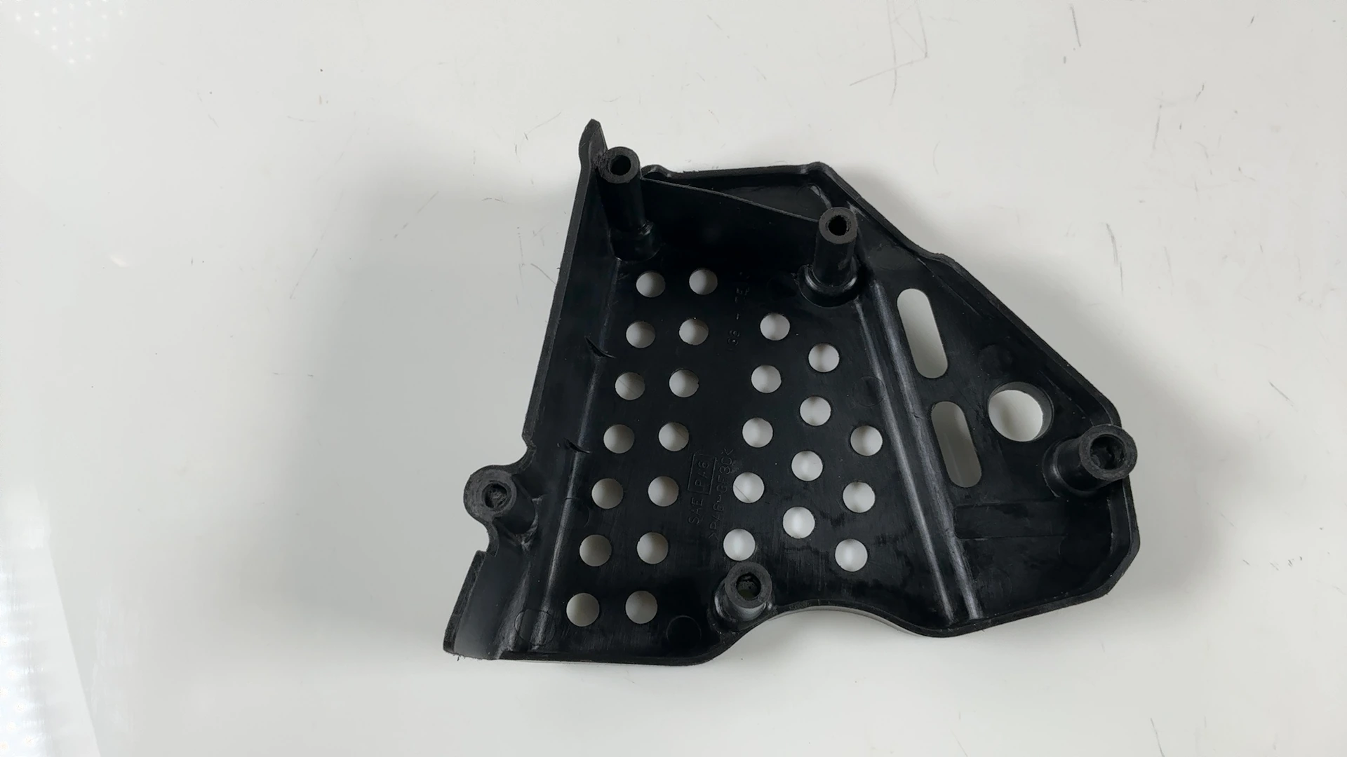 Suzuki GSX-R750 GSXR750 750cc Front Sprocket Cover 1992-1995 OEM 11361-17E10 - Image 6