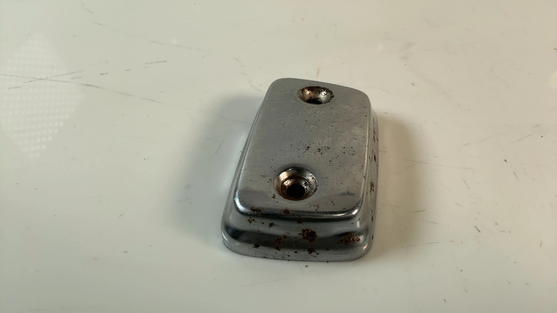 Suzuki GSX1100 GS1100 Cylinder Head Side Cap Cover 1980-1983 OEM 11174-49221 - Image 5