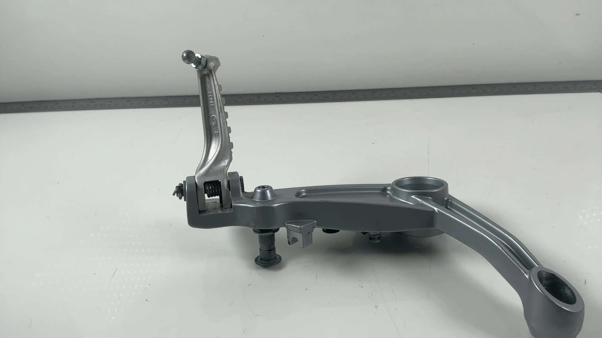 Aprilia RS 660 Tuono Front Right Foot Rest Hanger Bracket 660cc 2021-26 2B005203 - Image 7
