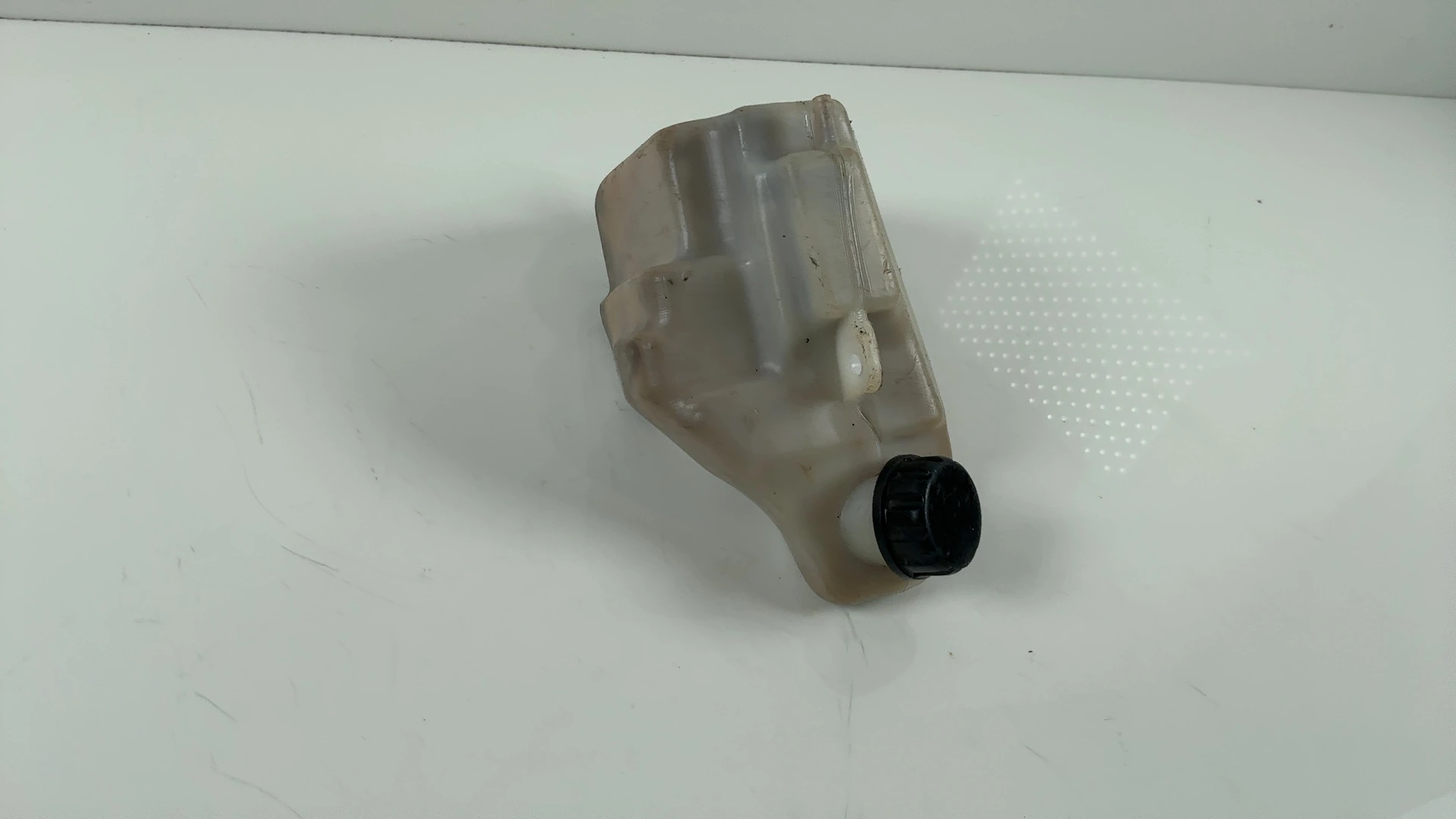 Kawasaki Ninja GPZ900R ZX900A 908cc Coolant Overflow Tank 1984-03 OEM 43078-1053 - Image 4