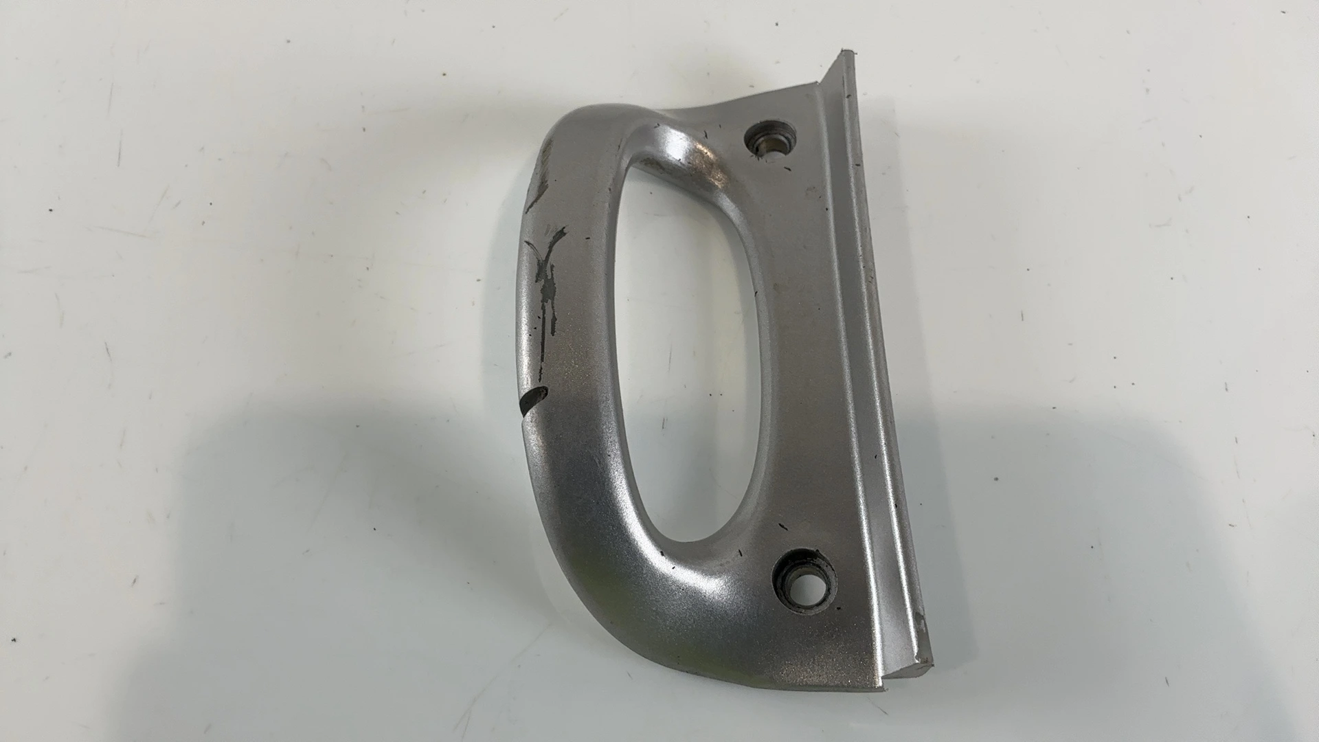 Yamaha Neo's YN50 50cc Rear Passenger Grab Handle 1997-2006 OEM 5RN-F1165-00-3C - Image 5