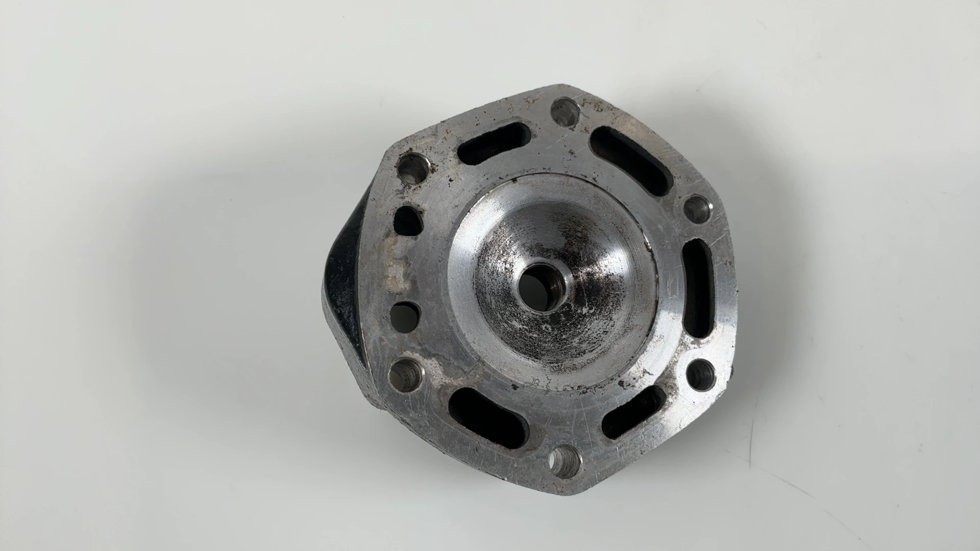 Honda NSR125 JC22 125cc Cylinder Head 1988-2001 OEM 12201-KY4-900 - Image 5