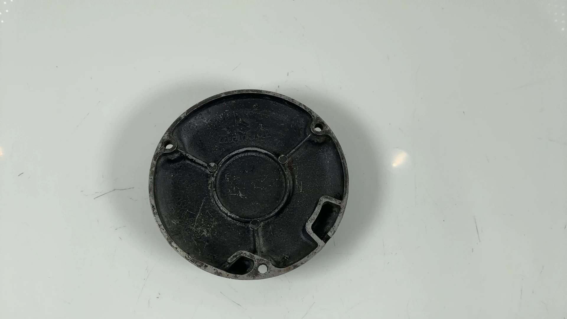 Suzuki GSX250E GSX250 250cc Ignition Cover 1982 1983 OEM 11351-11402 - Image 5
