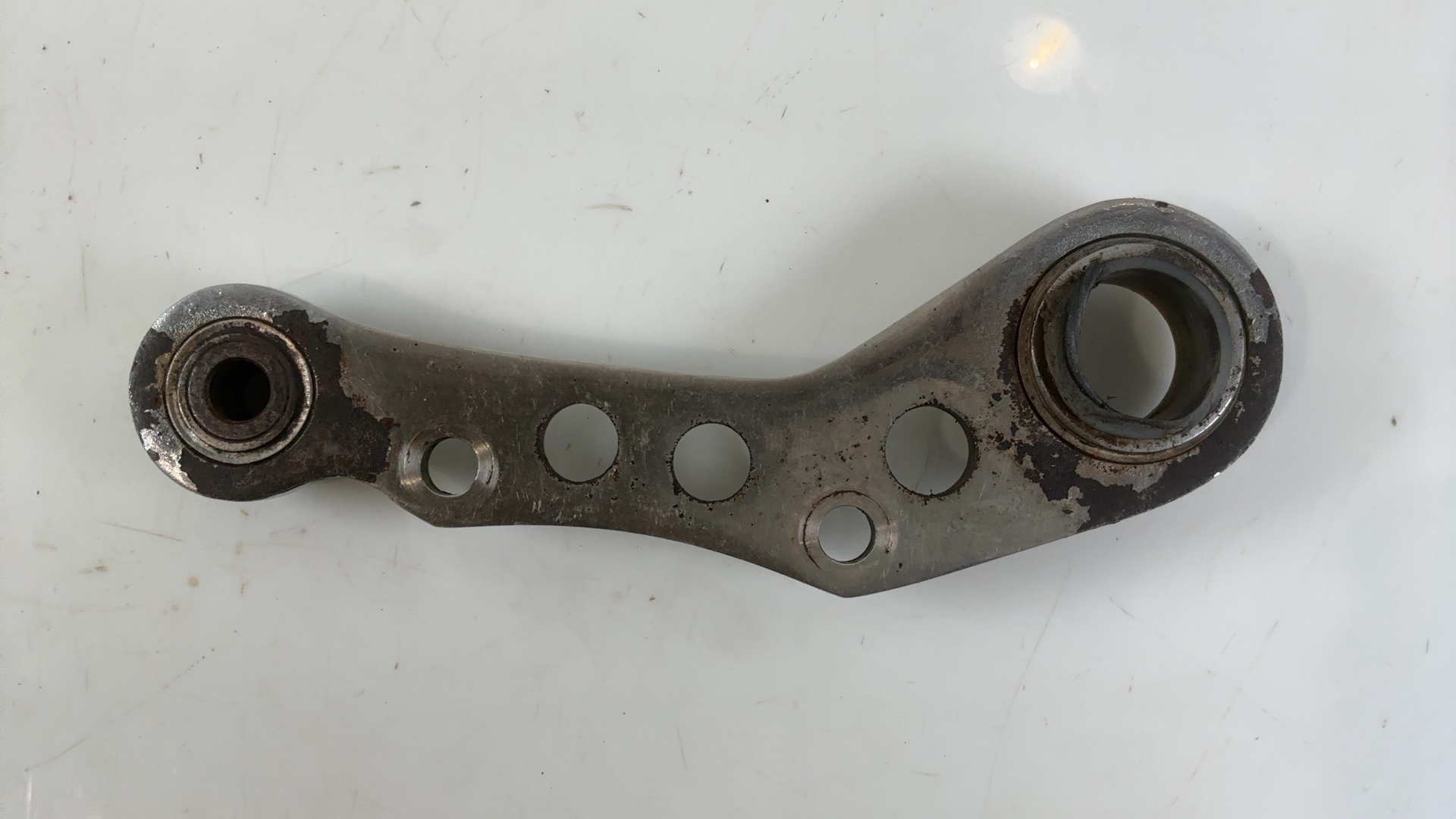 Kawasaki GPz 750 ZX750A Rear Brake Caliper Holder Bracket 1983-85 OEM 43044-1037 - Image 2
