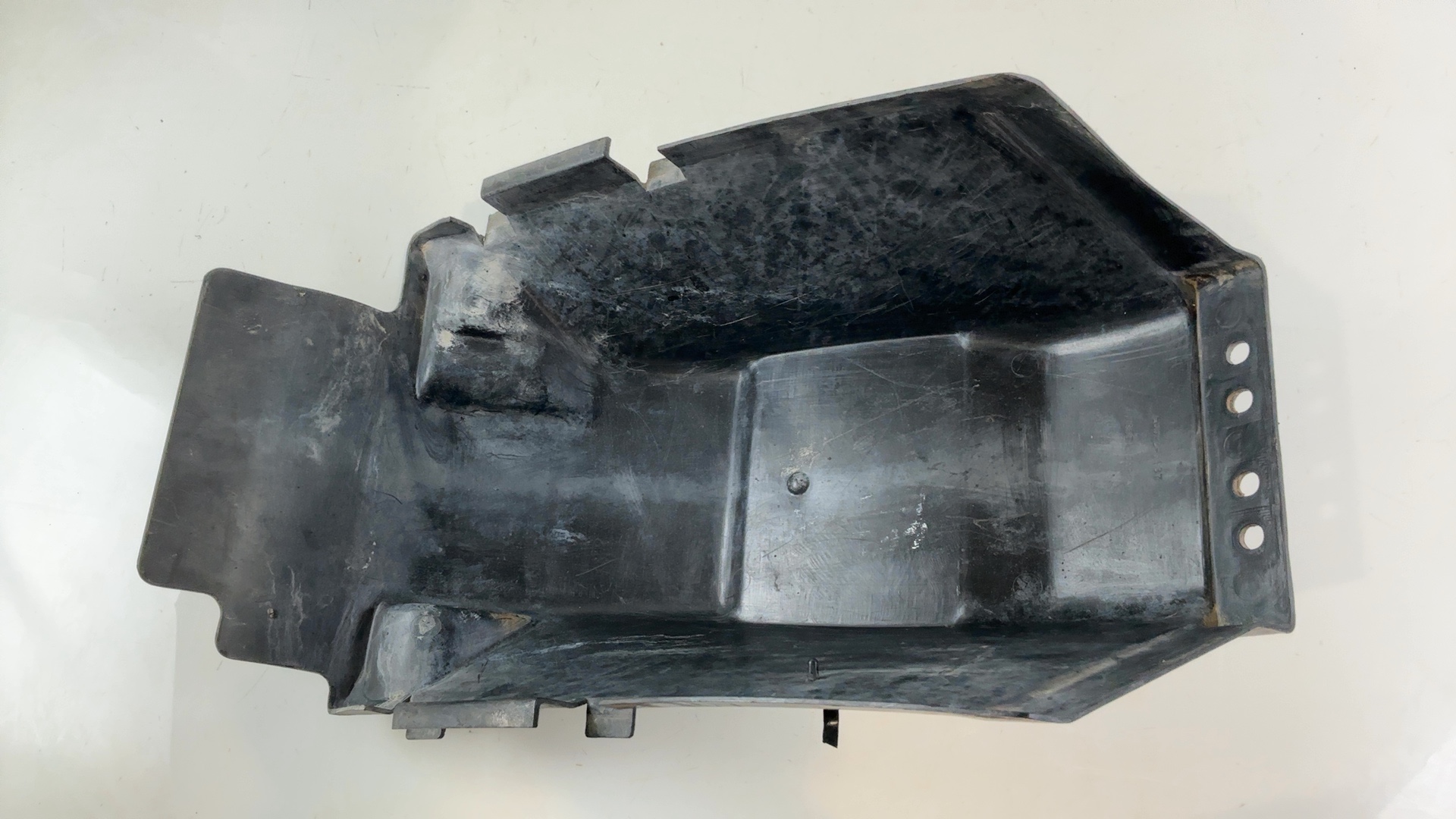 Kawasaki GPZ1000RX ZX1000A 1000cc Rear Inner Fender 1986-1988 OEM 35023-1137 - Image 2
