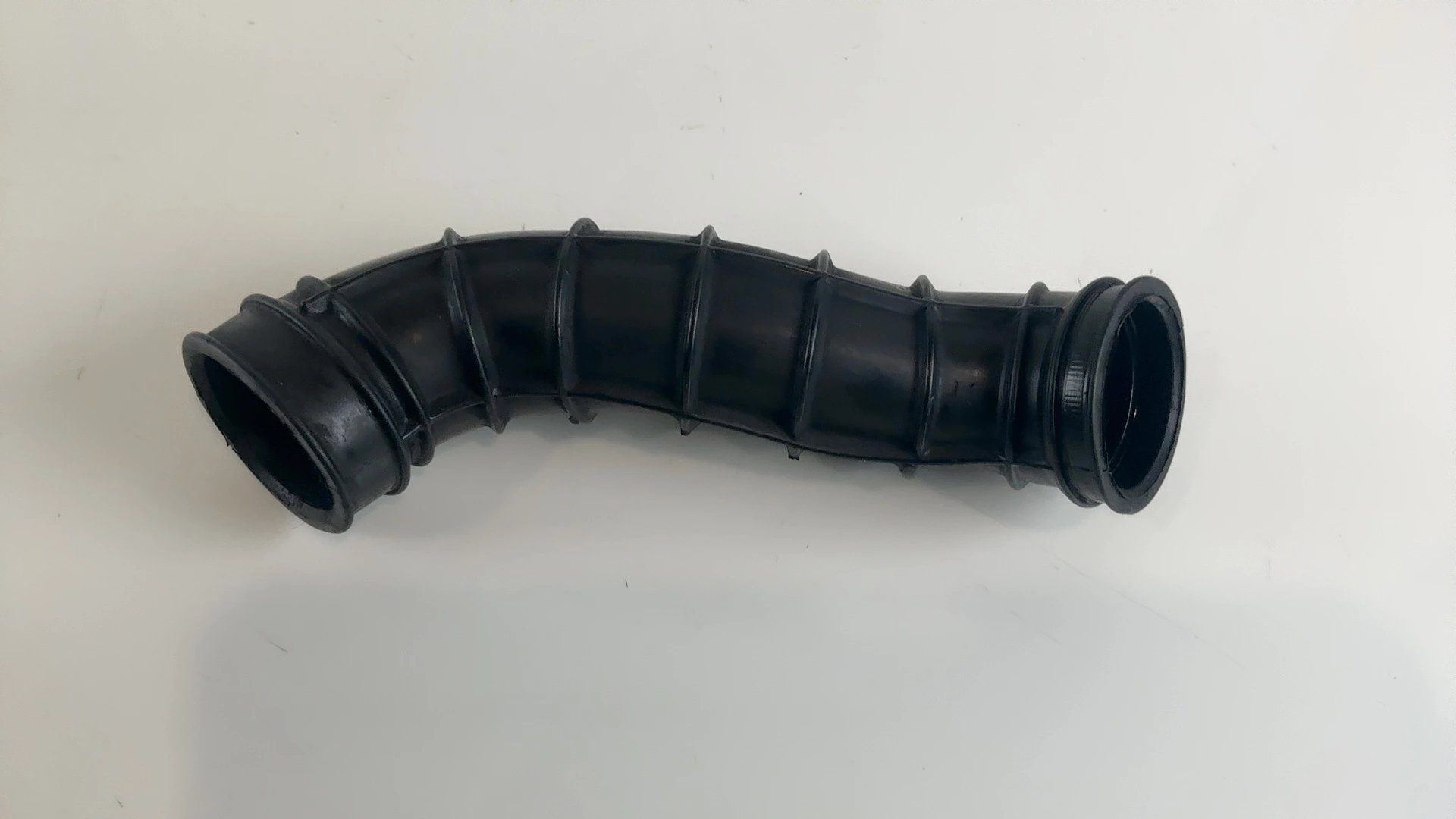 Piaggio Vespa ET4 50 50cc Carburetor Air Intake Hose Boot 2000-2005 OEM 969327 - Image 1