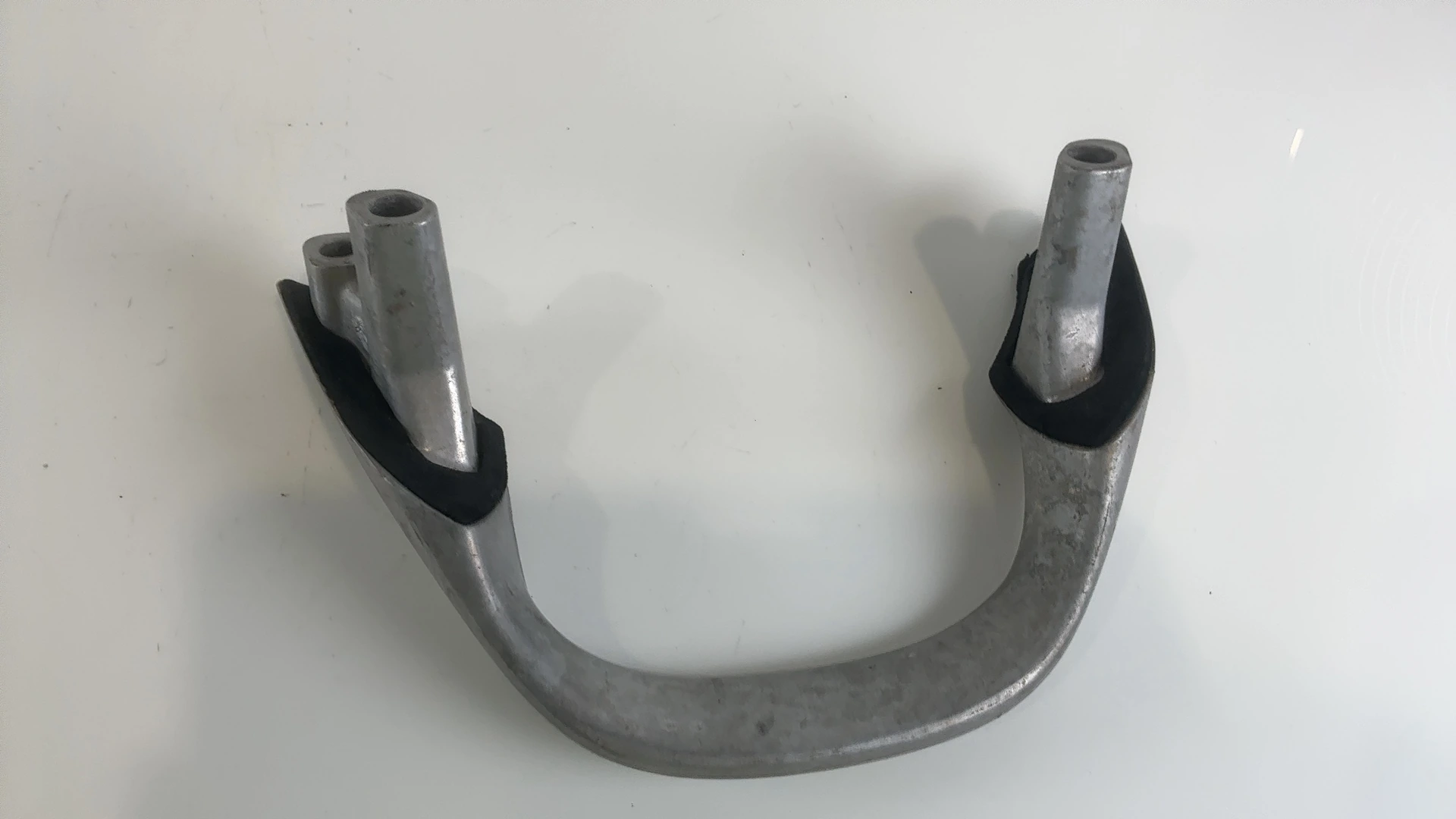 Honda Hornet CB600F PC36 600cc Rear Grab Rail Handle 2005-06 OEM 77300-MBZ-G00ZB - Image 2