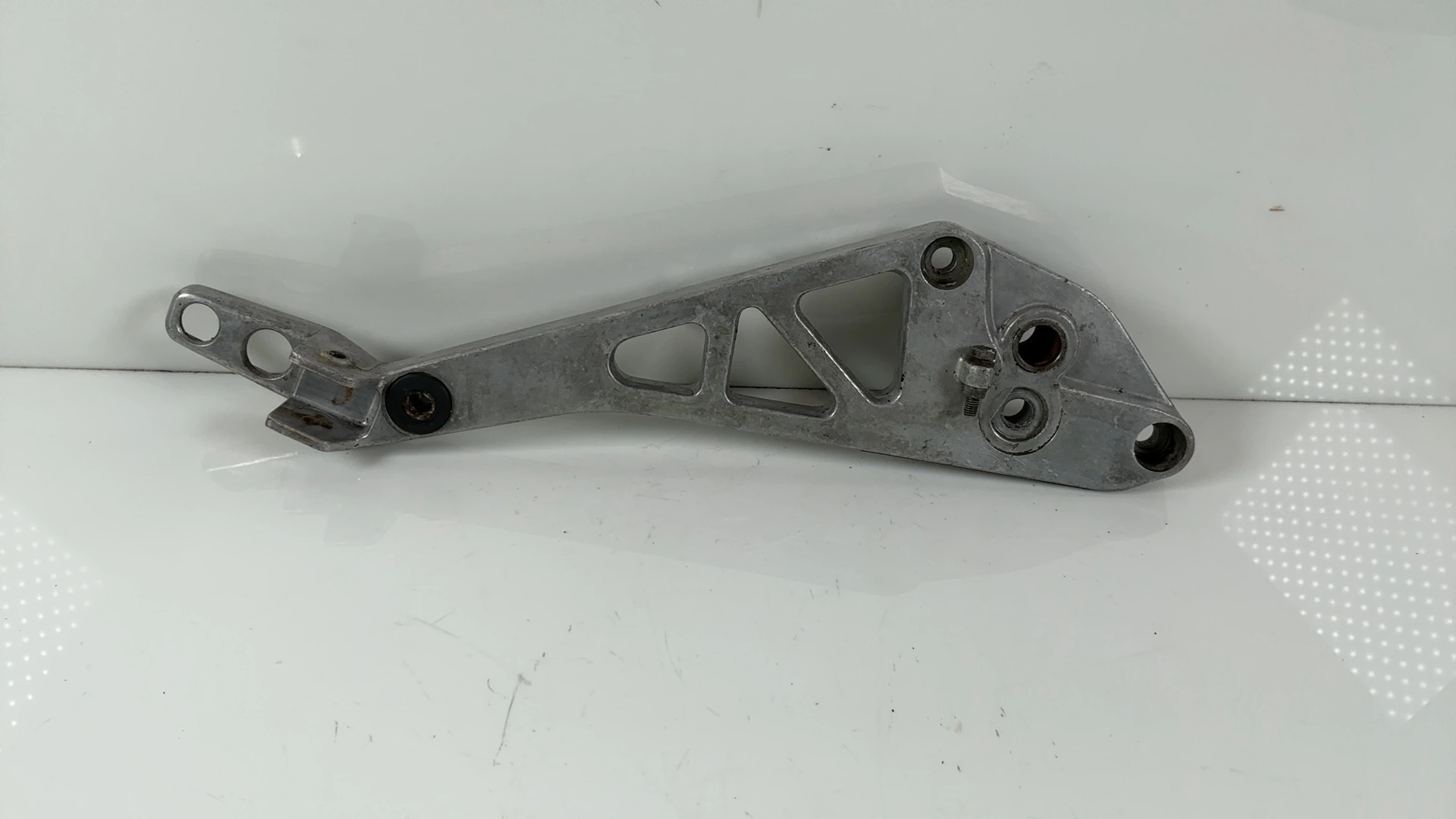 Honda VT250F MC08 250CC Front Right Footrest Bracket 1982-1984 OEM 50610-MB2-000